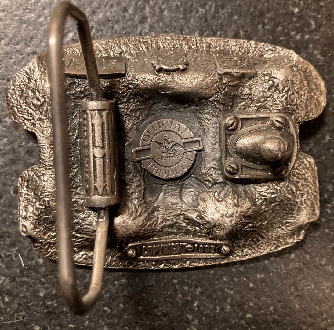 Vintage 1992 « Nothing Beats A Bud » Anheuser-Busch Budweiser Belt Buckle