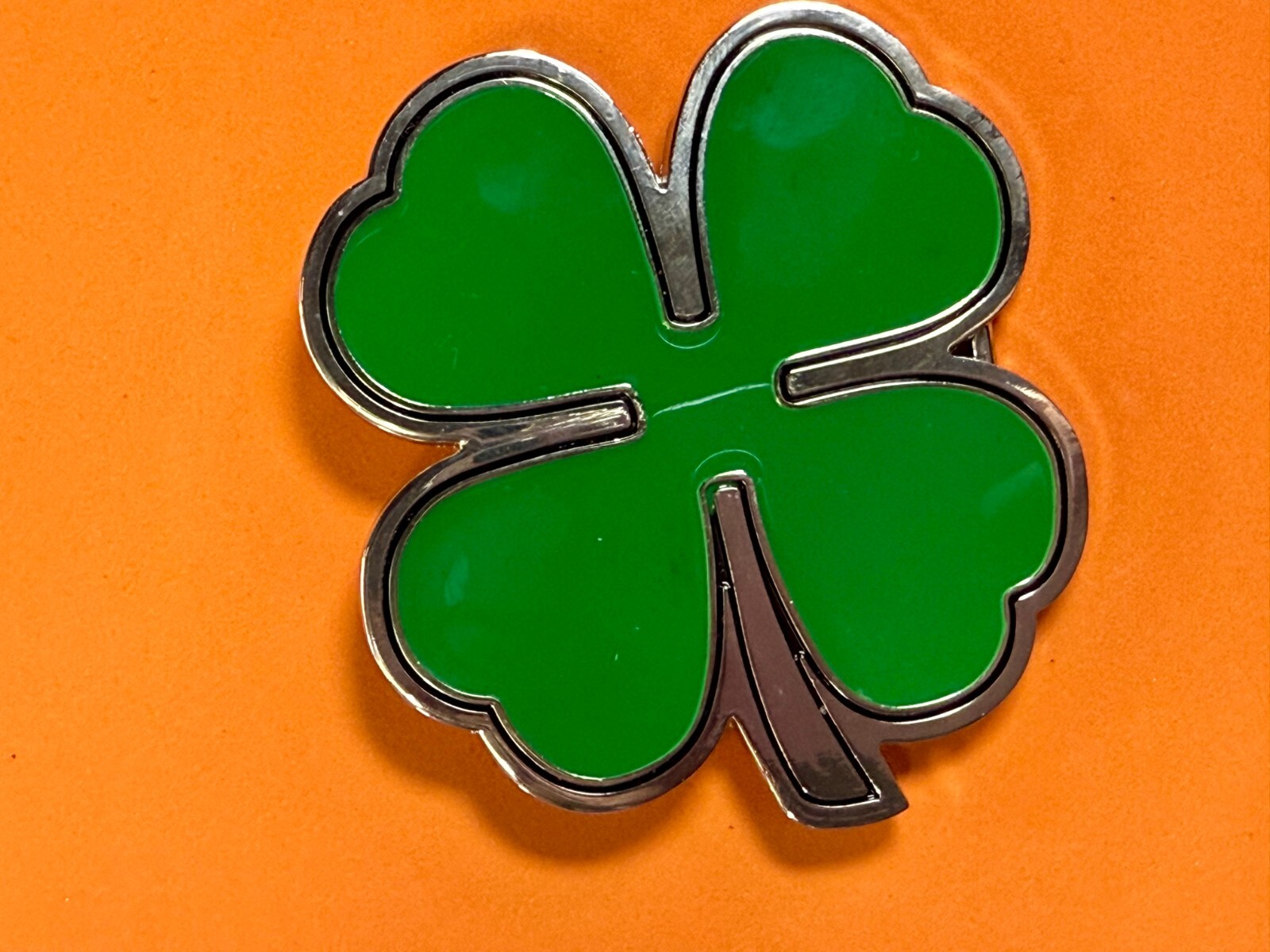 Lucky 4 Leaf Clover Irish St Patrick&rsquo;s Day Shamrock Green Enameled Belt Buckle
