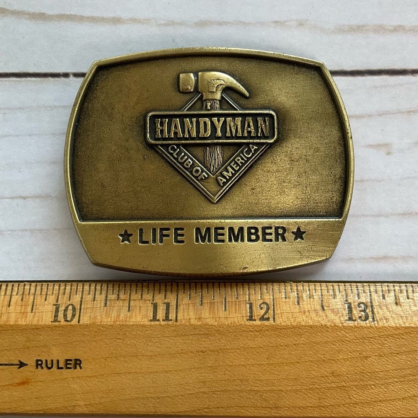 HANDYMAN CLUB OF AMERICA Life Member Vintage Brass Belt Buckle Hammer 1996