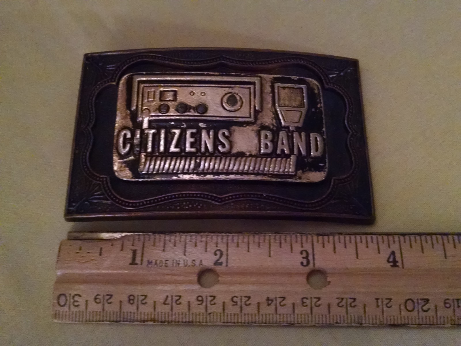 CB RADIO BELT BUCKLE CITIZENS BAND GOLD COPPER COLOR METAL RECTANGULAR UNMARKED.