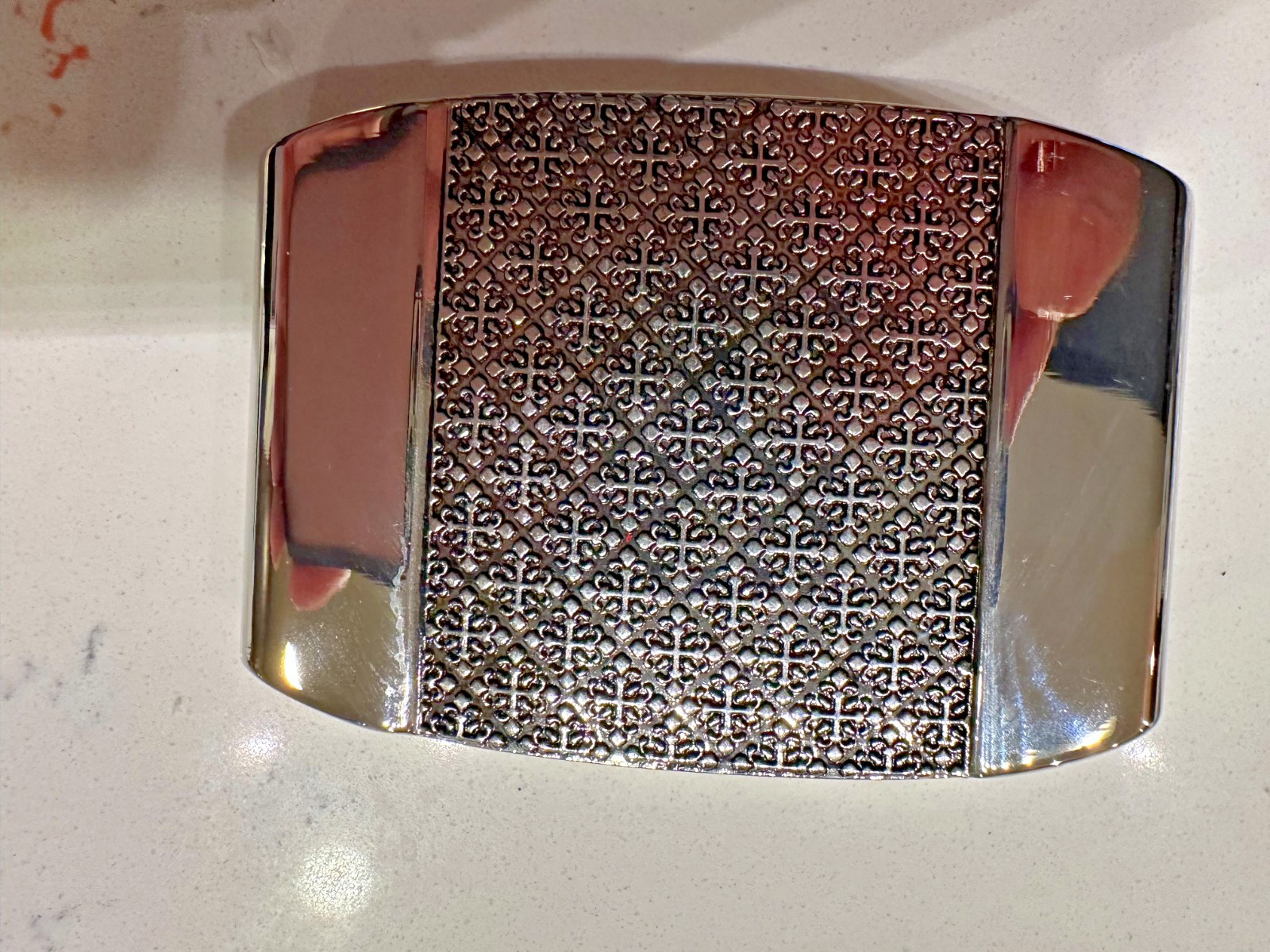 LOT OF 41 Washed Up Hollywood 1.5&Prime; Fleur chrome/gold WUH Belt Buckle unused!