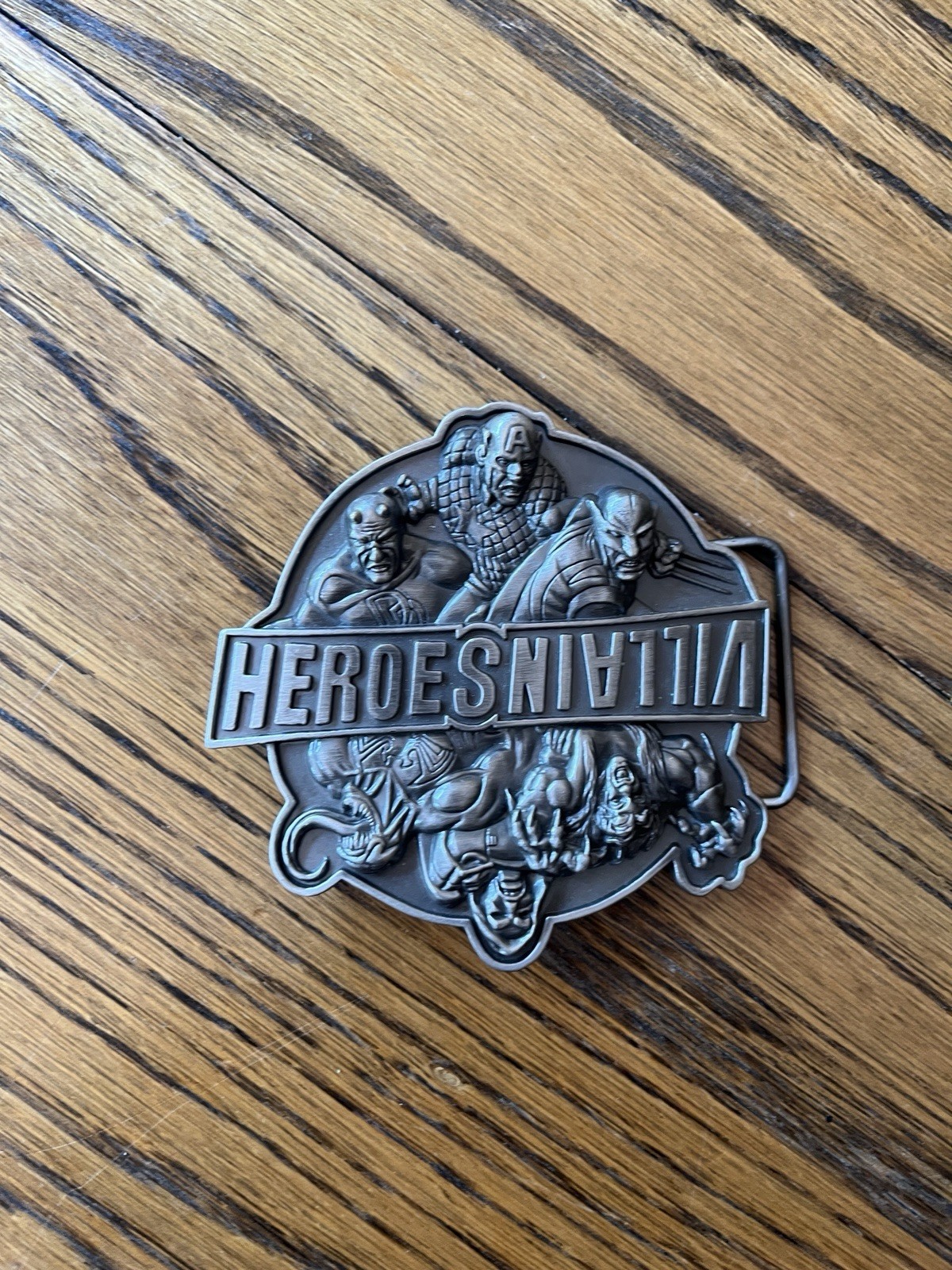 2009 MARVEL Comic HEROES VS VILLAINS And Green Lantern BELT BUCKLE