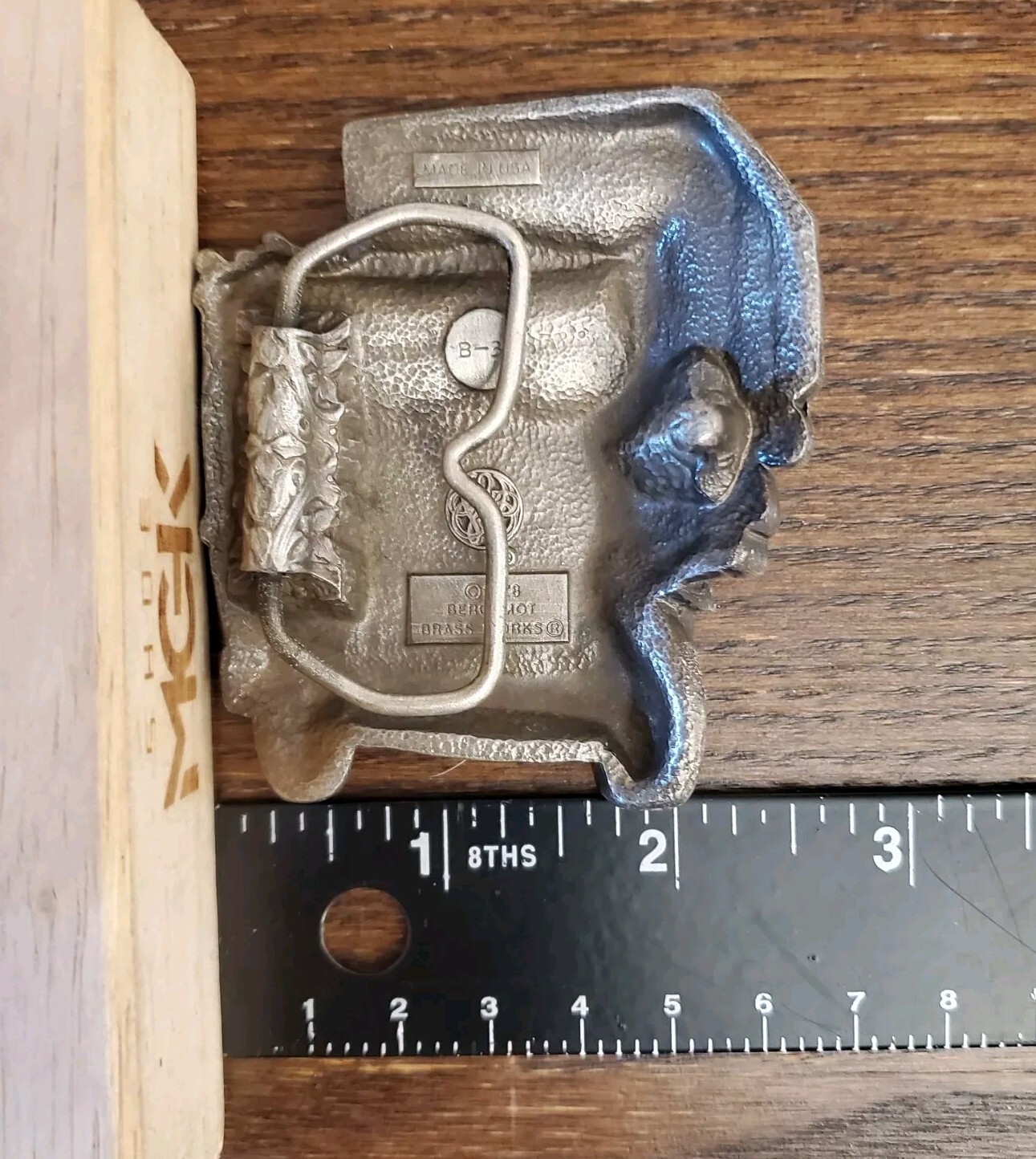 VINTAGE SEMI TRUCK DESIGN SILVER TONE BELT BUCKLE – DATED 1978 HEAVY B-38 USA