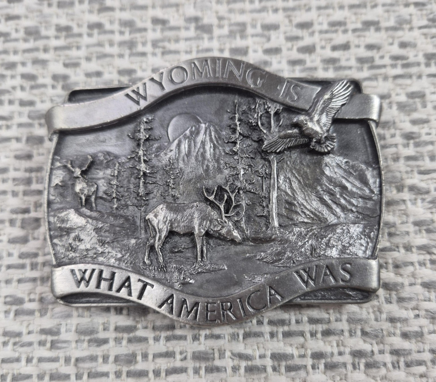 Vintage Bergamot Brass Works Wyoming Belt Buckle Mens Silver 1981 Deer Scene