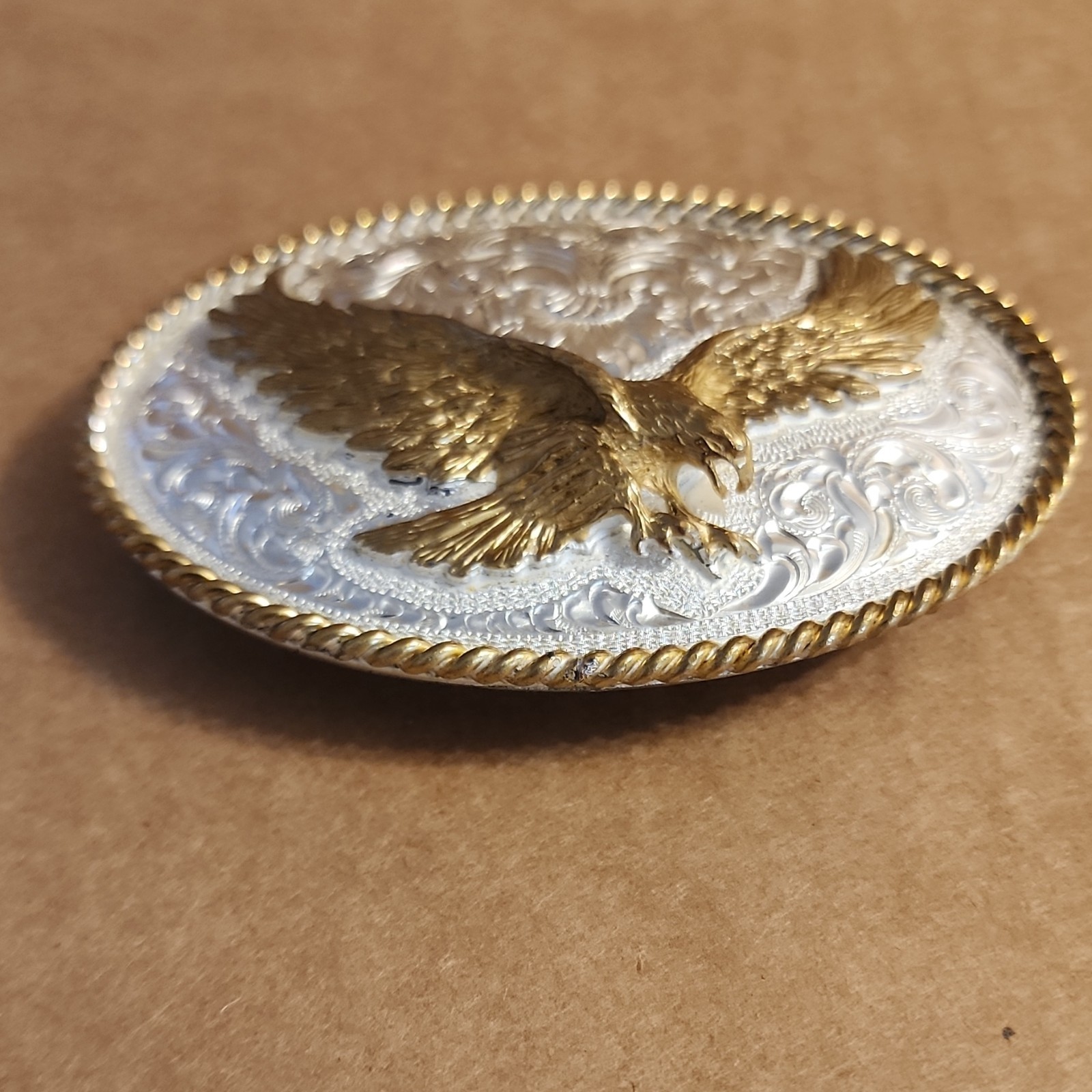 Crumrine Men&rsquo;s Western Oval Eagle Belt Buckle Silver Plated Bronze 4 Inch