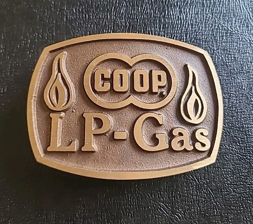 Vtg Coop LP-Gas Metal Belt Buckle Brown/Rust Color 3&Prime;x 2 1/4&Prime; Country Cowboy