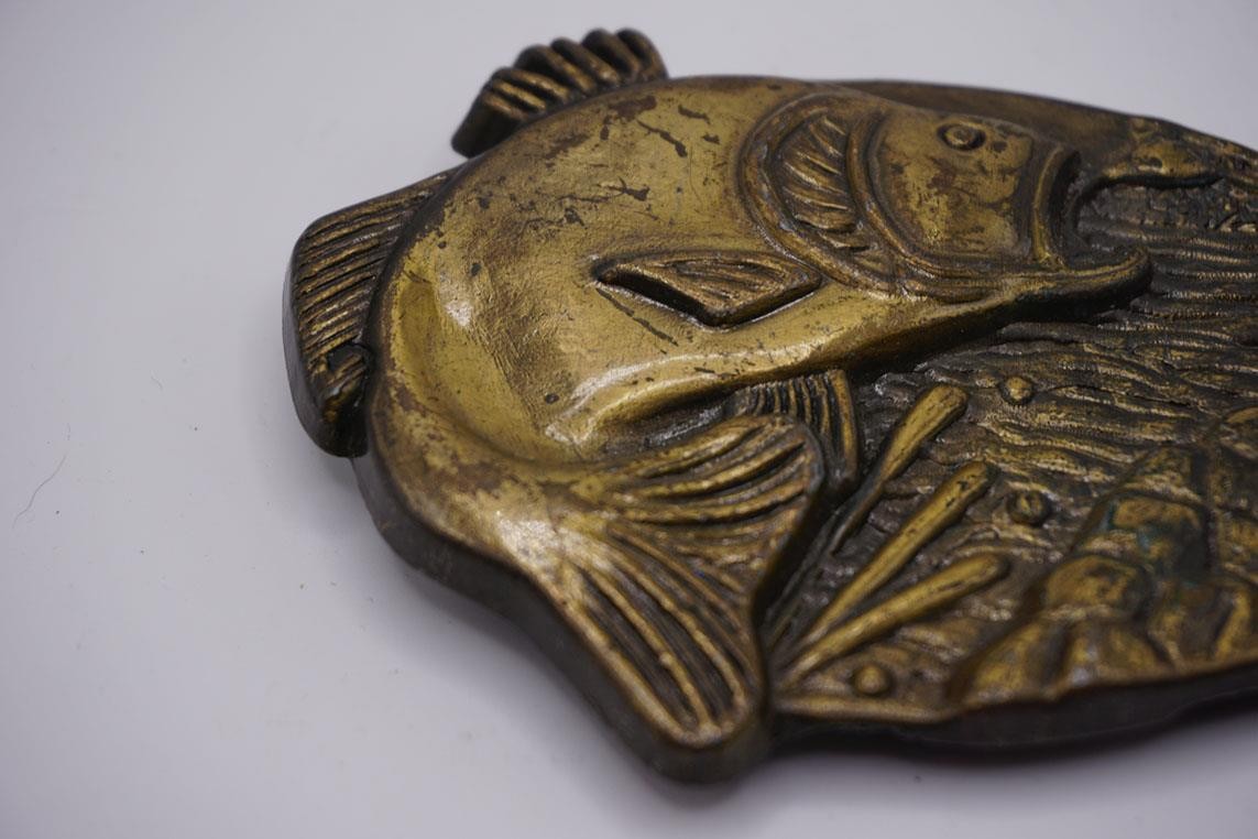 Vintage Bass Fish Belt Buckle Brass Tone Wildlife Fishing Jumping Bass Oval