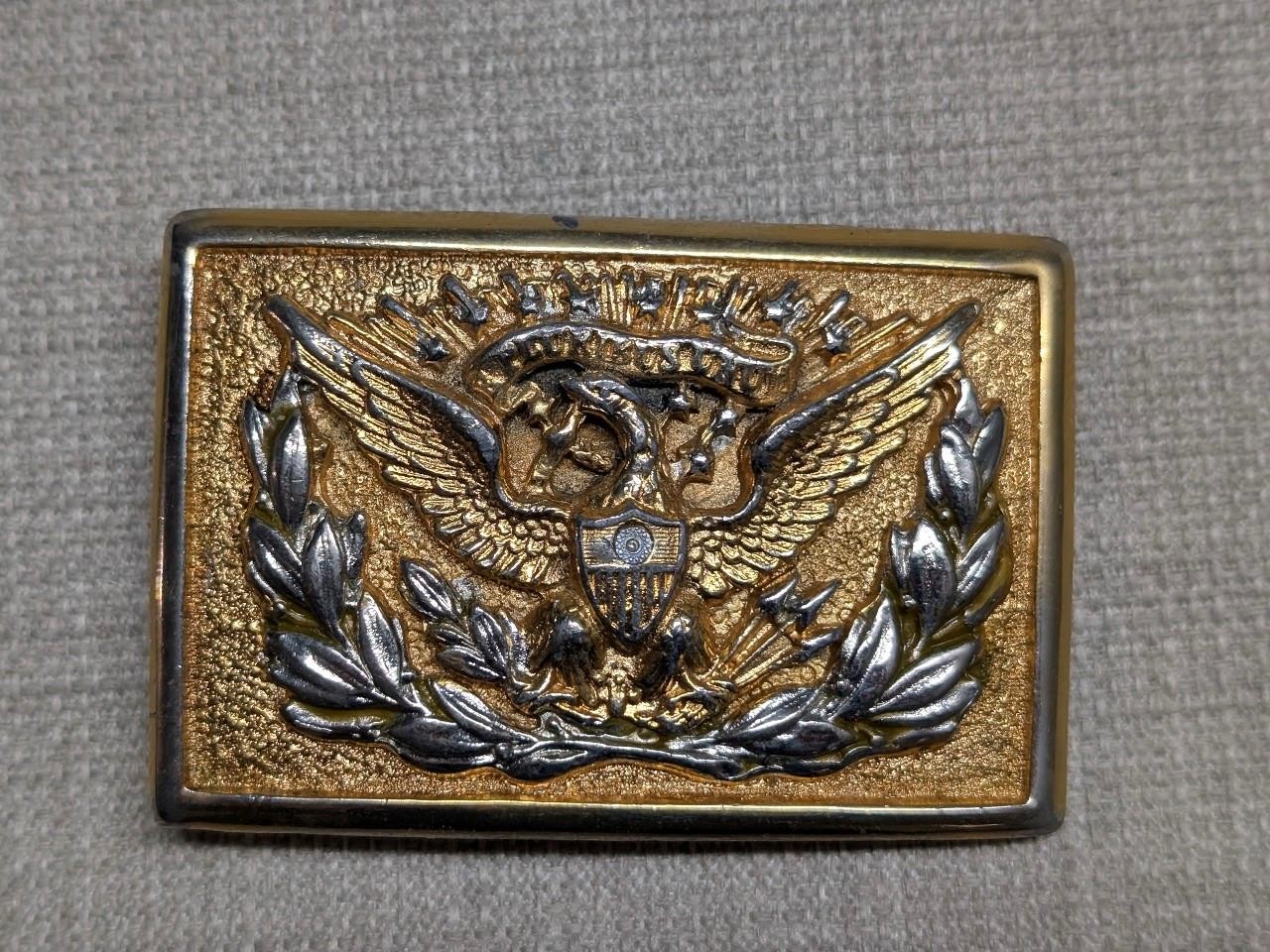 vintage 1970s belt buckle E PLURIBUS UNUM latin AMERICA united states USA brass