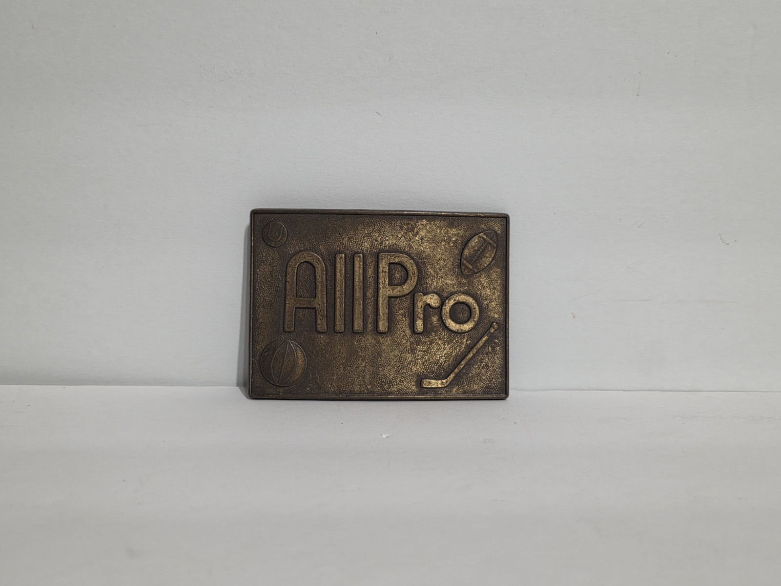 VTG All Pro Hockey Football Basketball Baseball Sports Belt Buckle Bronze Color
