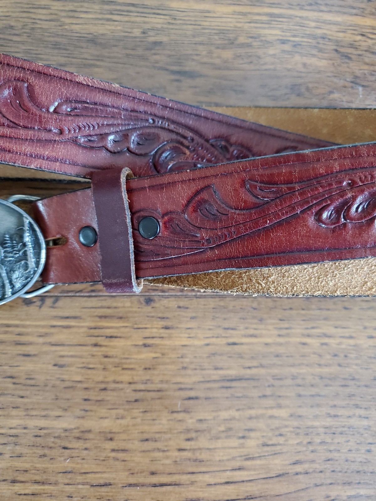 Siskiyou Pewter Deer Buckle Schmidt Leather Belt USA Wildlife Hunting Rustic 42&Prime;