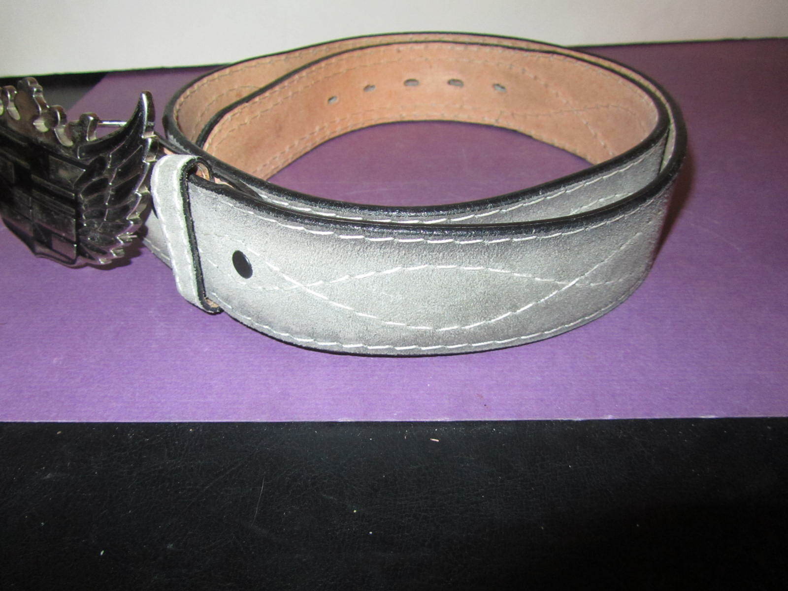 Rare Cadilac logo belt buckle and belt . size 38 Frontier series blet