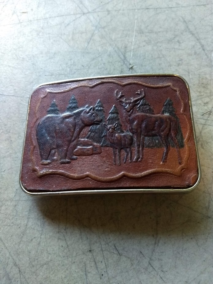 Western Men Leather Faced Belt Buckle Wildlife with dark shading