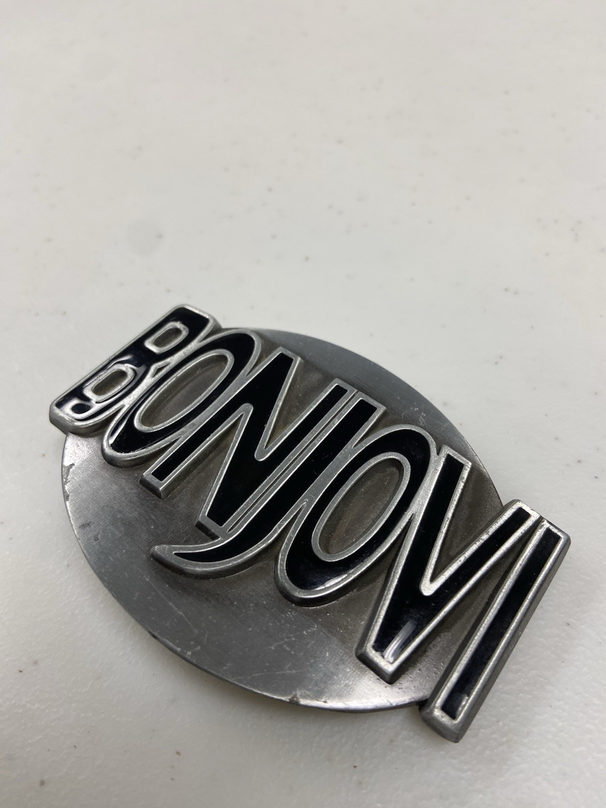 Bon Jovi Rock Music Band Arched Metal Belt Buckle for 1 1/2&Prime; Belt 3 1/2×2 3/8&Prime;