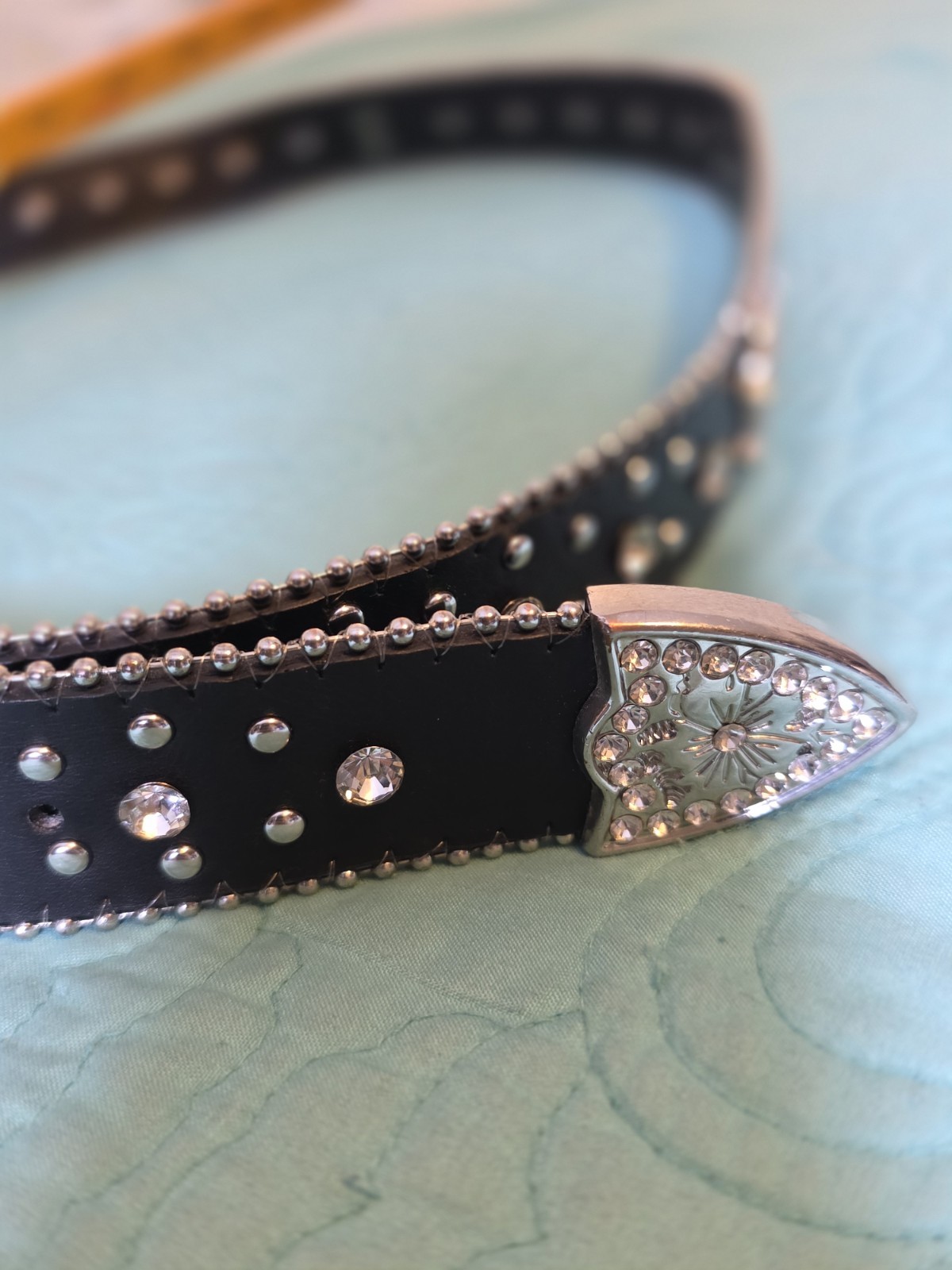 Women&rsquo;s Black Cross Rhinestone Western Motorcycle Bling Leather Belt