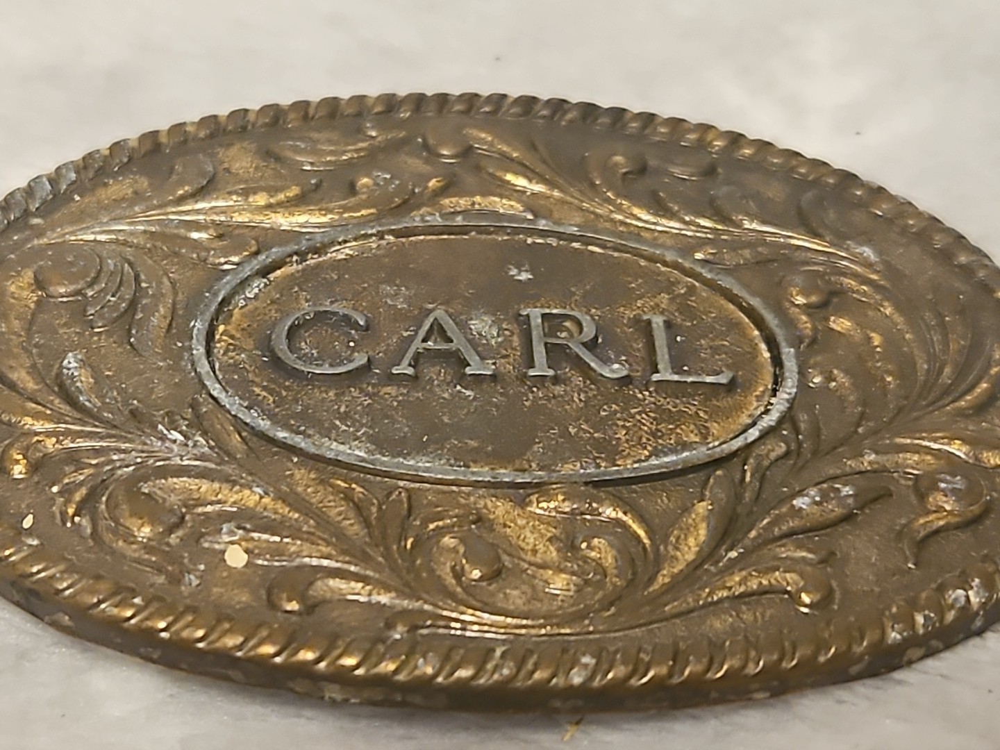 Vintage 1977 The Kinney Co « CARL » Heavy Duty Oval Metal Belt Buckle