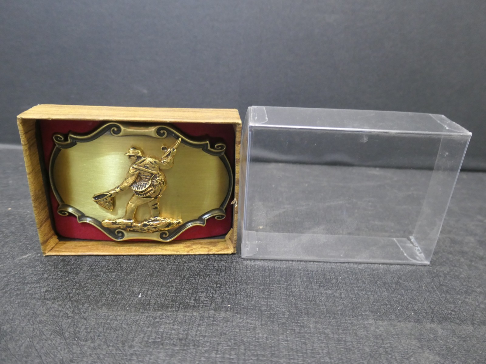 Vintage 1980 Raintree 24K Gold Overlay Fisherman 3.5&Prime; Belt Buckle