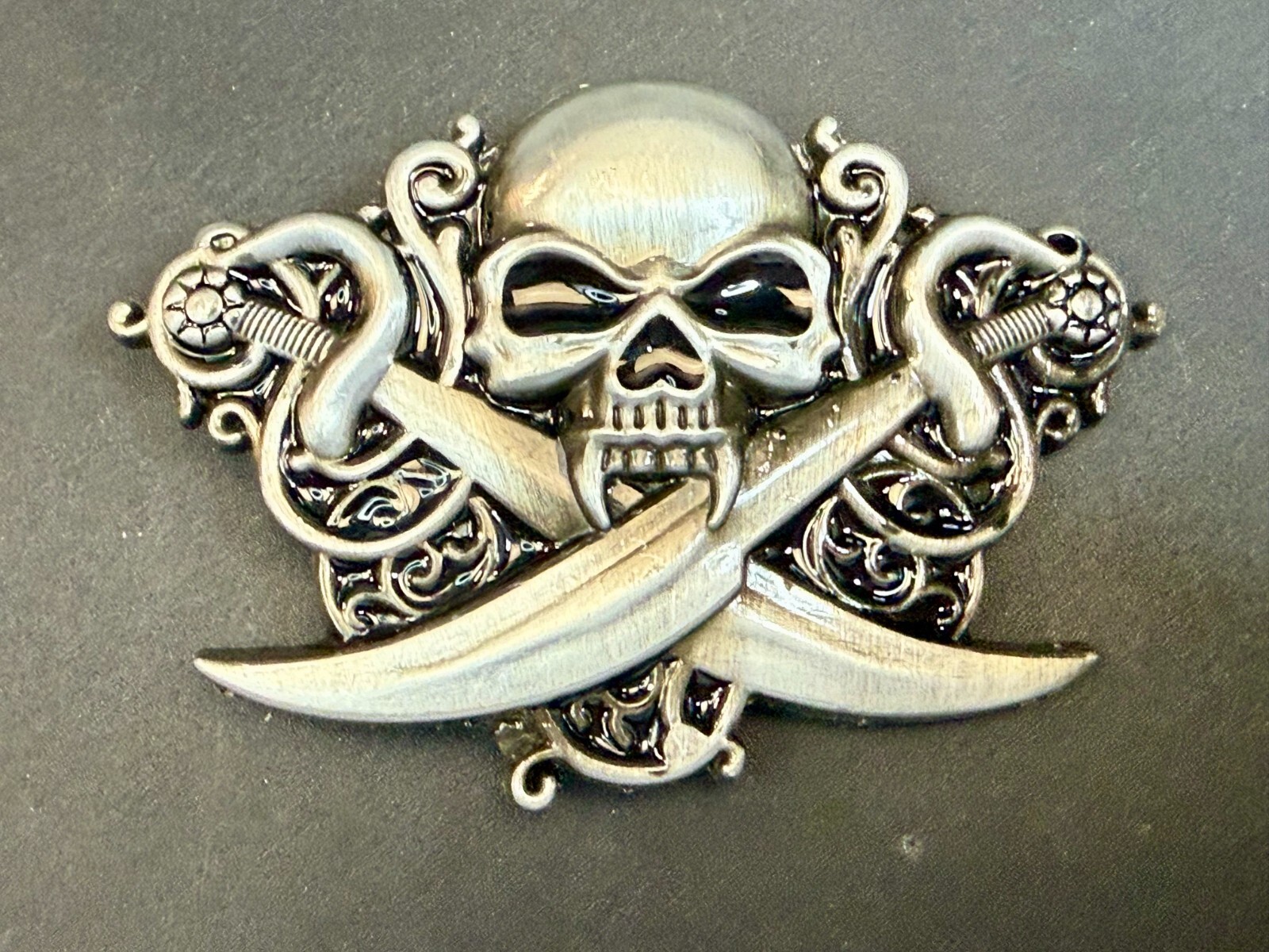 Creepy Skull Head Vampire Teeth Swords Snake Halloween Gothic Biker Belt Buckle