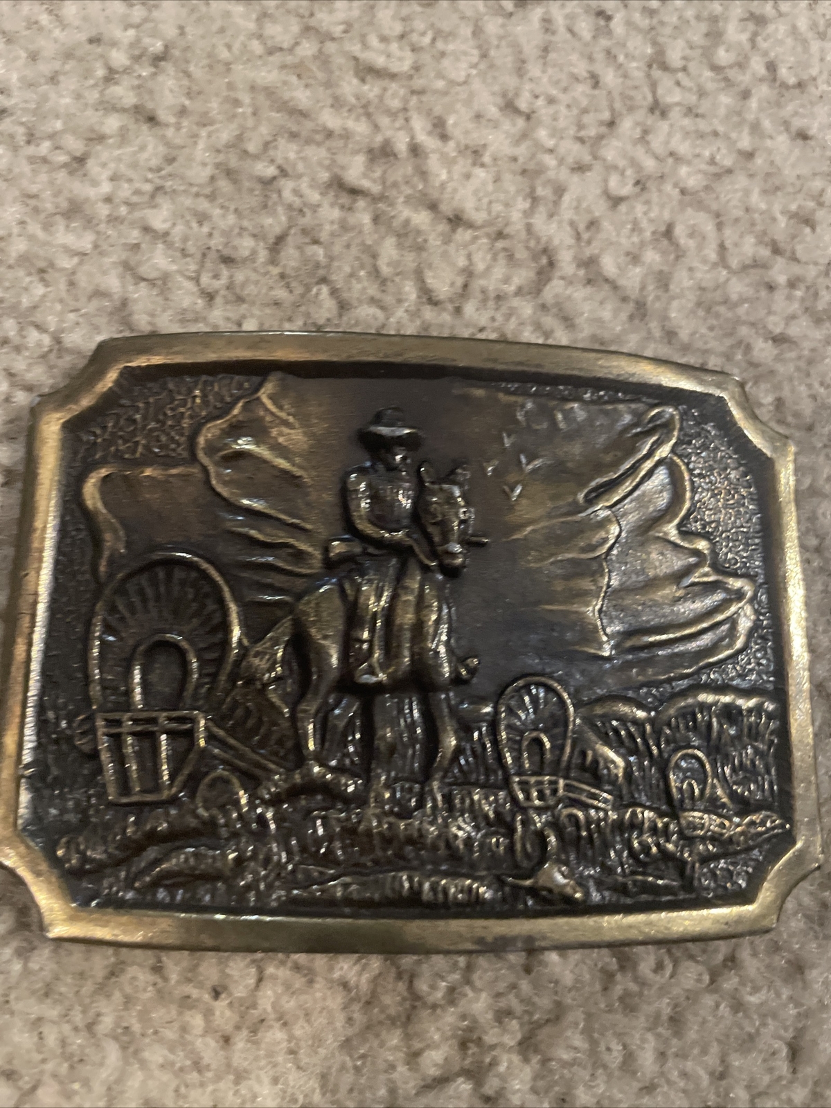 Vintage1970’s Brass Cowboy Western Covered Wagon Caravan Belt Buckle