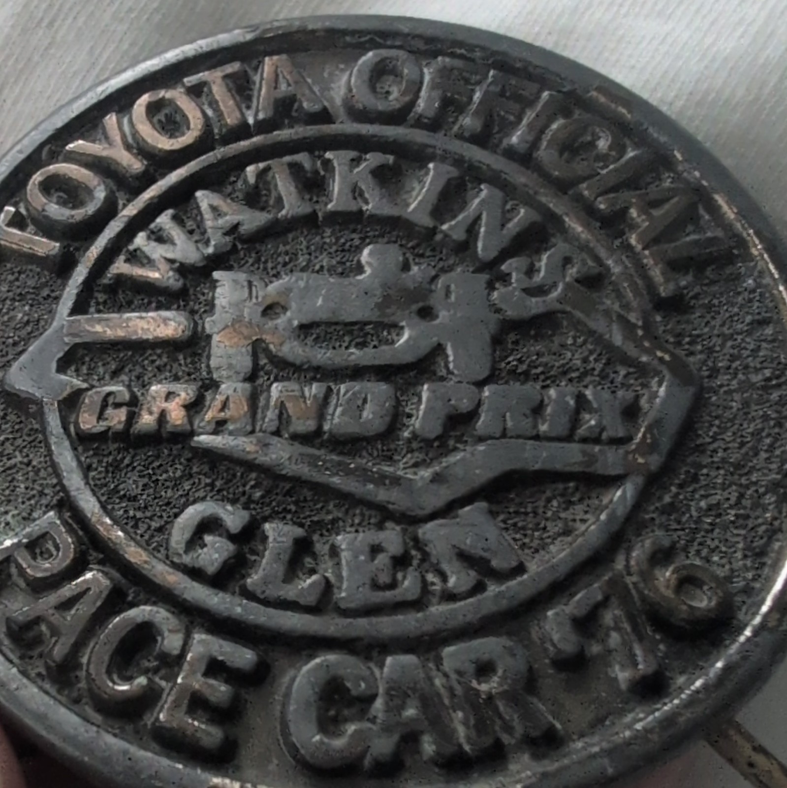 Toyota Watkins Glen Grand Prix Pace Car &rsquo;76 Men&rsquo;s Silver Metal Clip Buckle 1.75&Prime;
