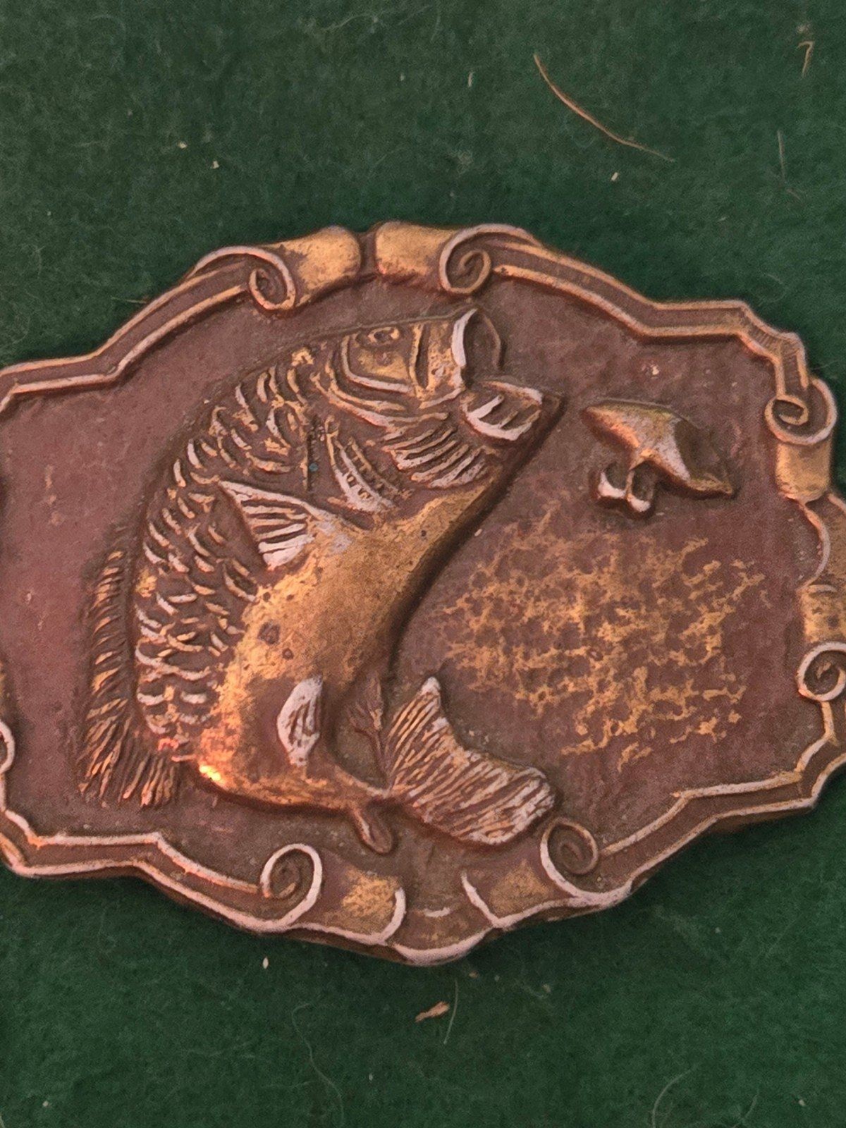 Vintage Brass Belt Buckle « Big Mouth Bass (Y-17)