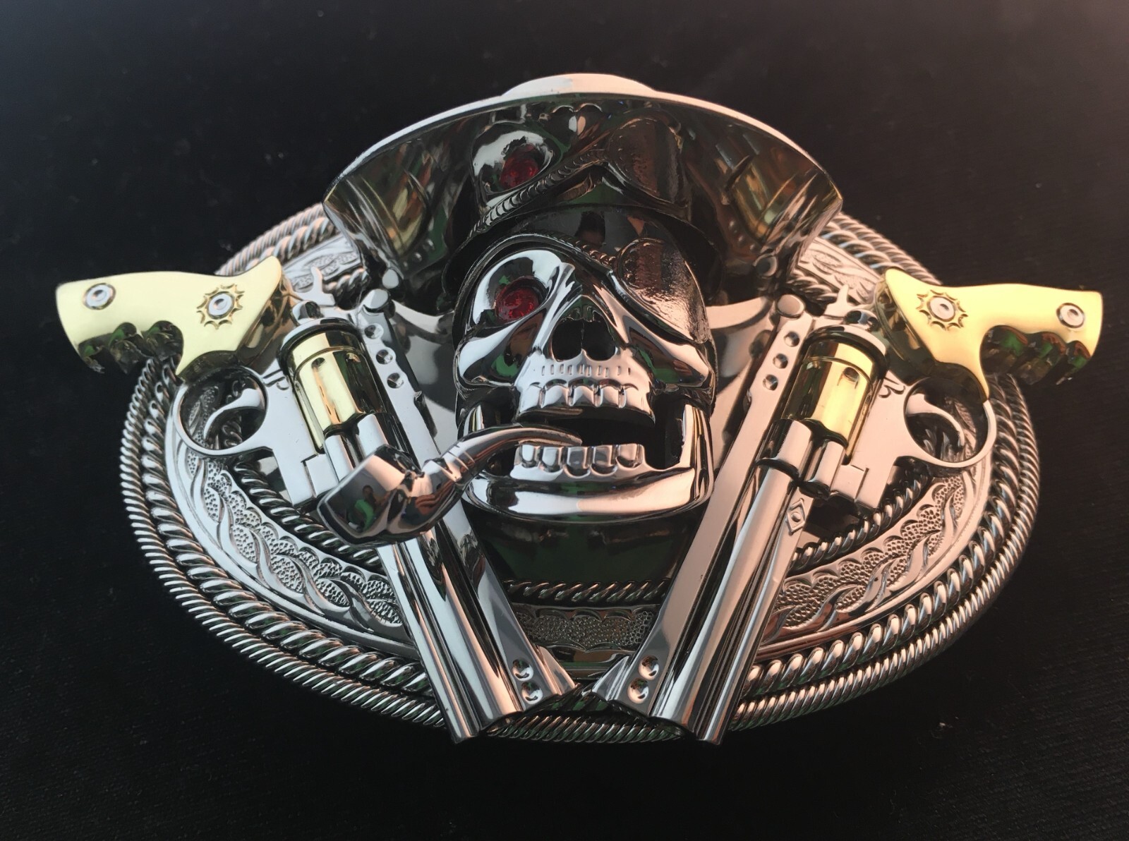 (MADE BY ORDER)BUCKLE HANDMADE STAINLESS STEEL SKULL DOUBLE GUN WITH PIPE