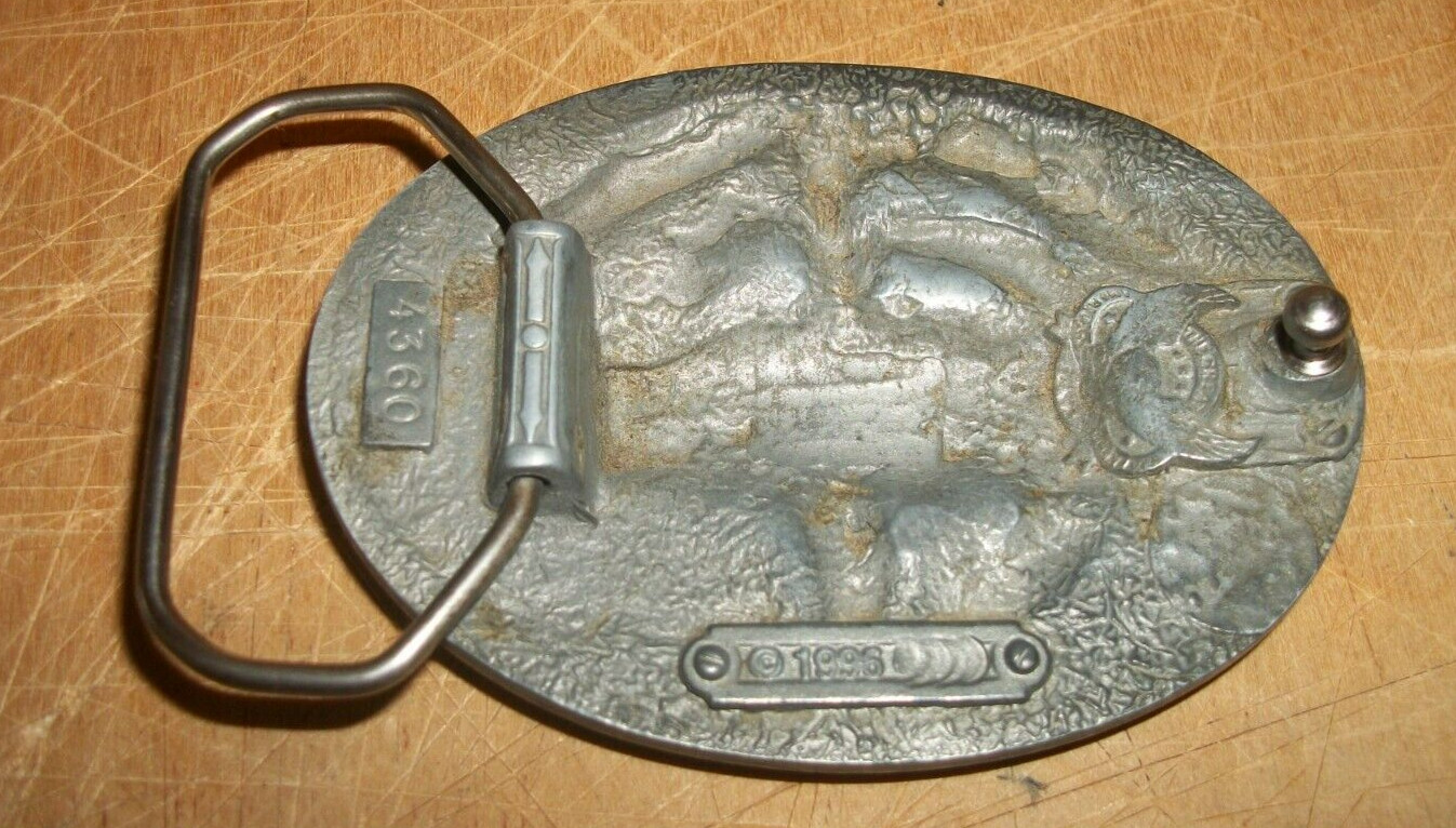 VTG Vietnam Veteran 1996 GAP Belt Buckle With Vietnam Service Medal Ribbon EUC