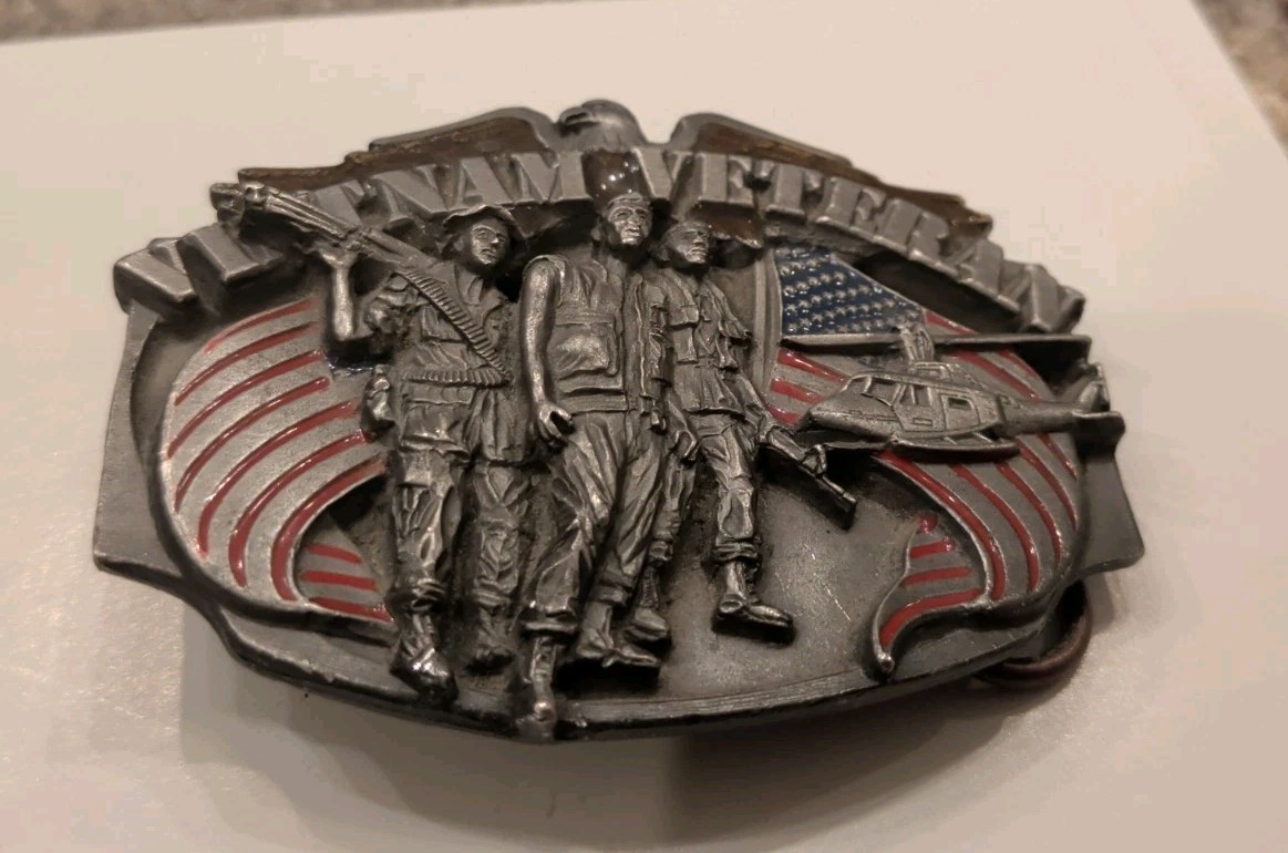 Vietam Veteran The Forgotten Warrior Solid Pewter Belt Buckle 1989 Made in USA