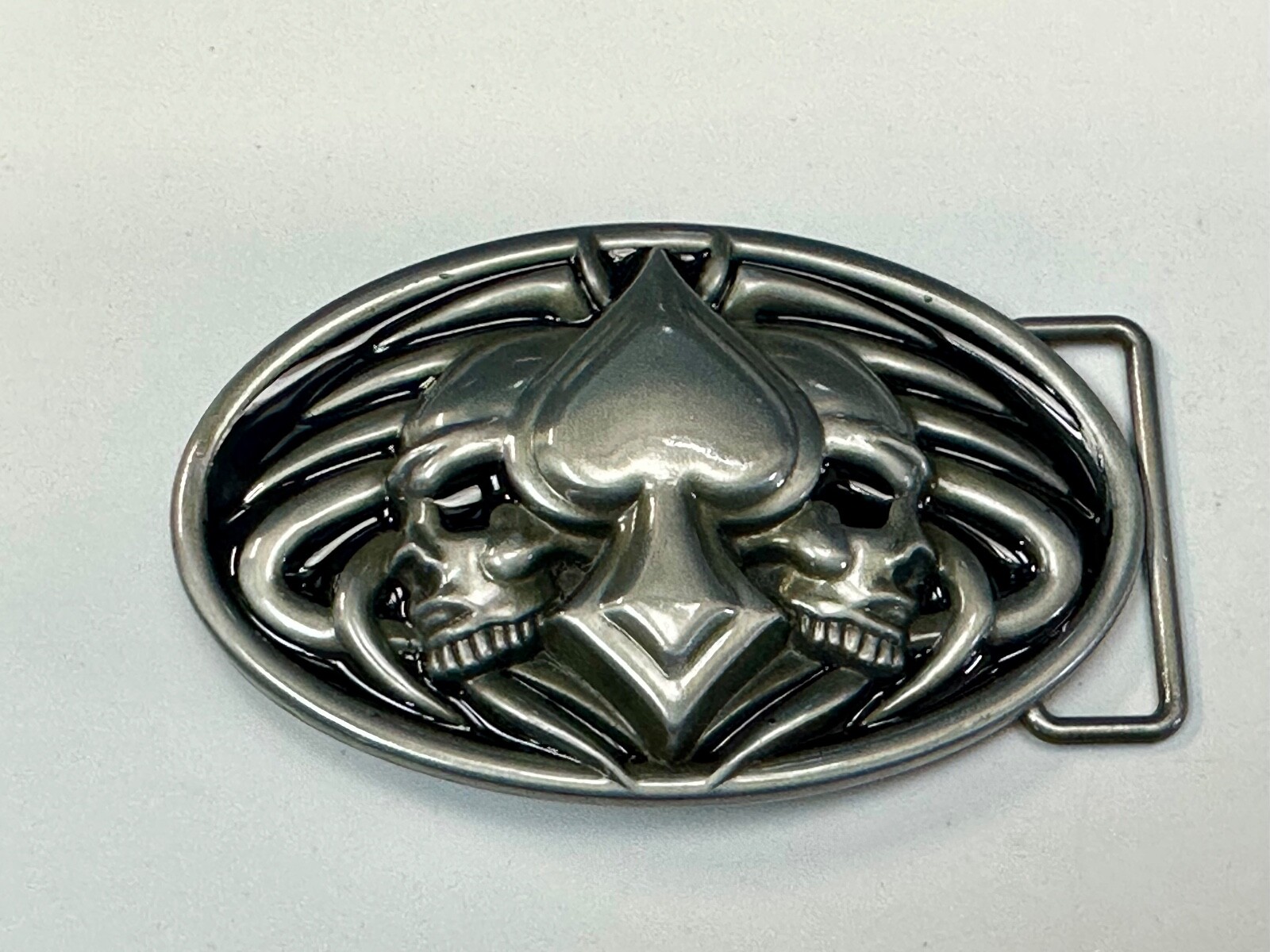 Skulls With Poker Cards Spade Bikers Metal Raised 3D Belt Buckle