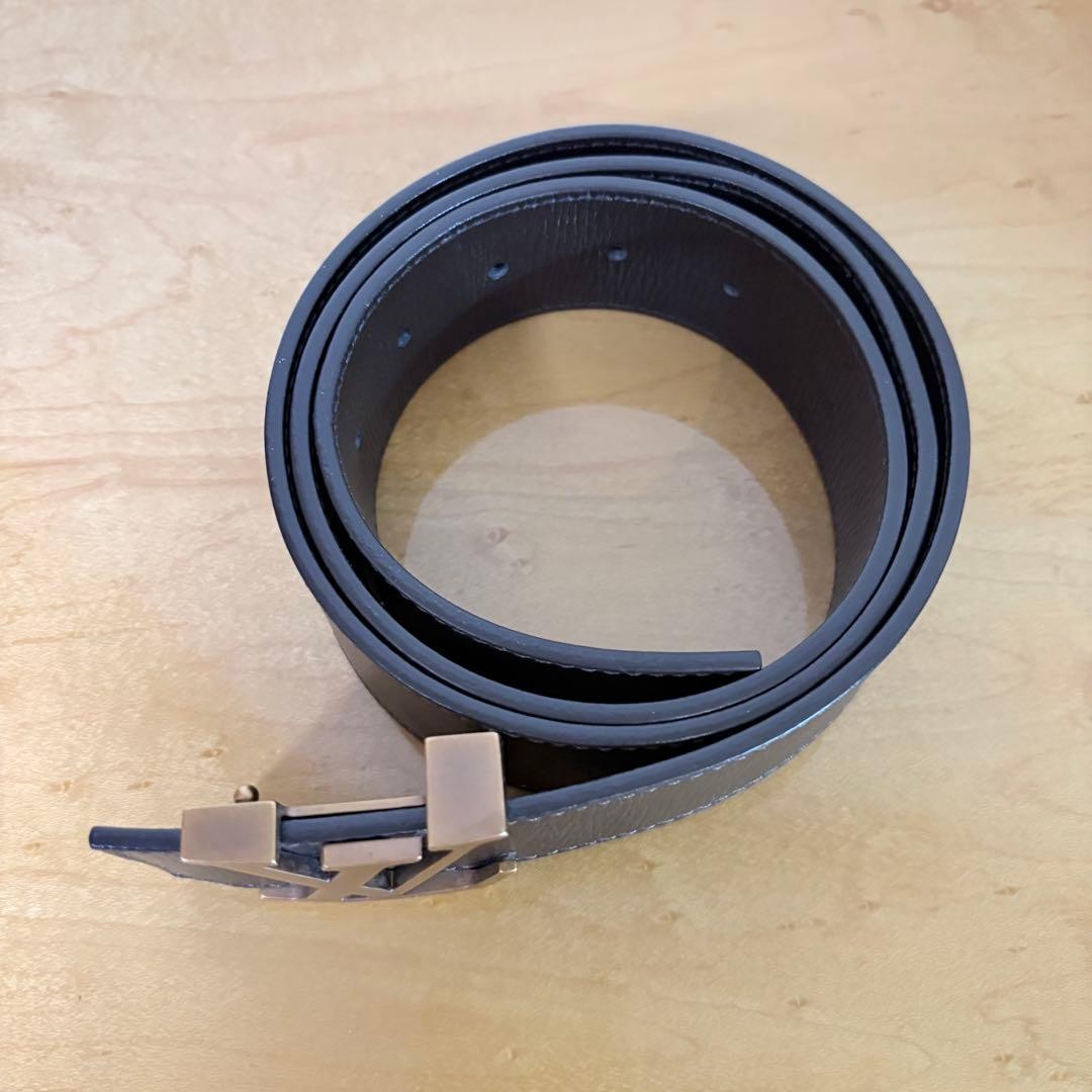Louis Vuitton Pre-Owned Belt Suntulle Initial Utah Leather
