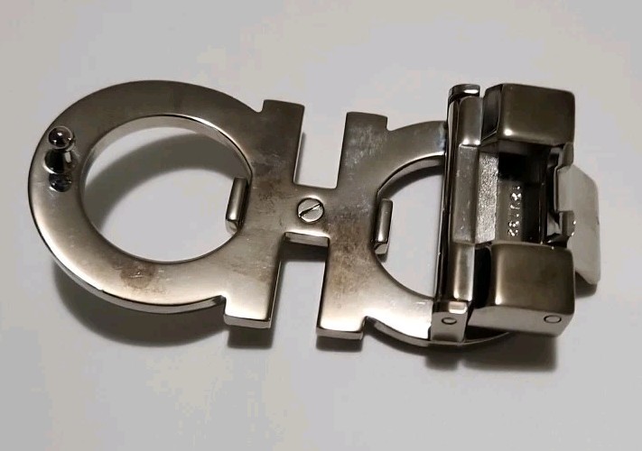AUTH. SALVATORE FERRAGAMO SILVER GANCINI BELT BUCKLE FOR 1.3&Prime; WIDE BELT STRAP