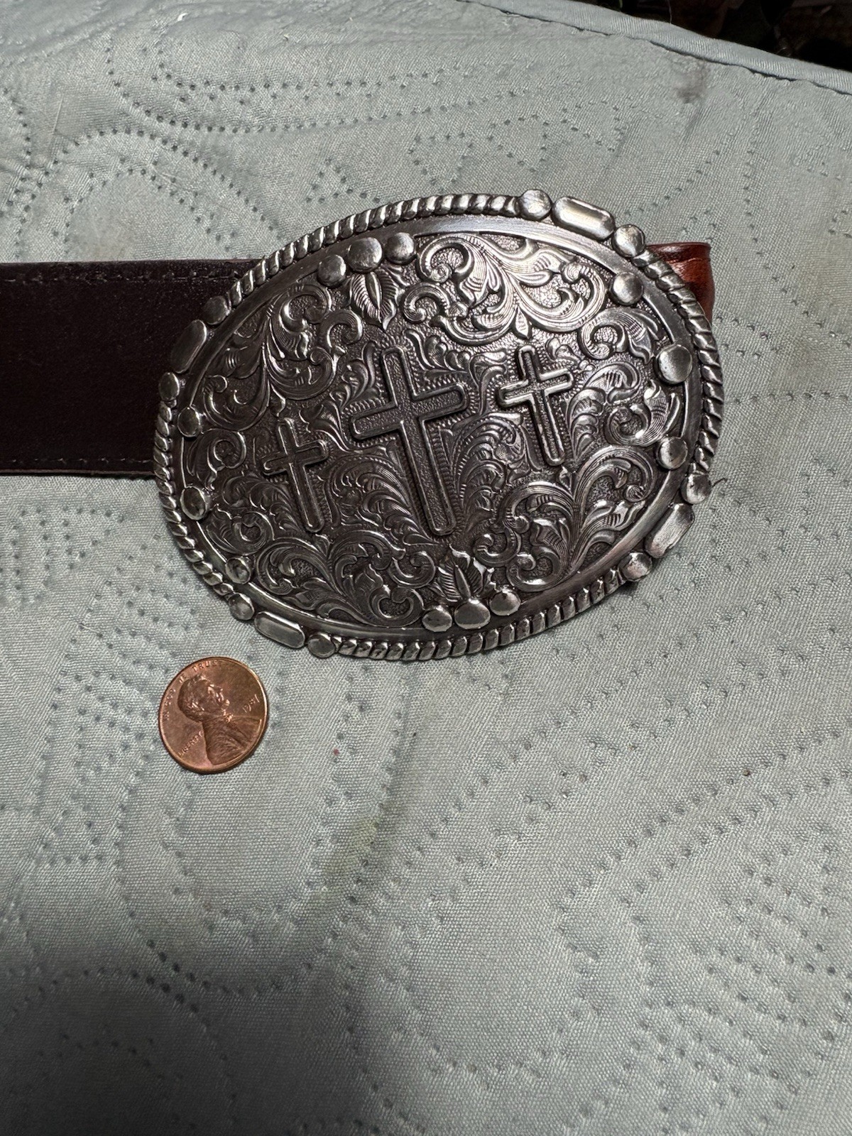 Nocona Men&rsquo;s Western Oval Rope Edge 3 Cross Belt Buckle On Leather Belt