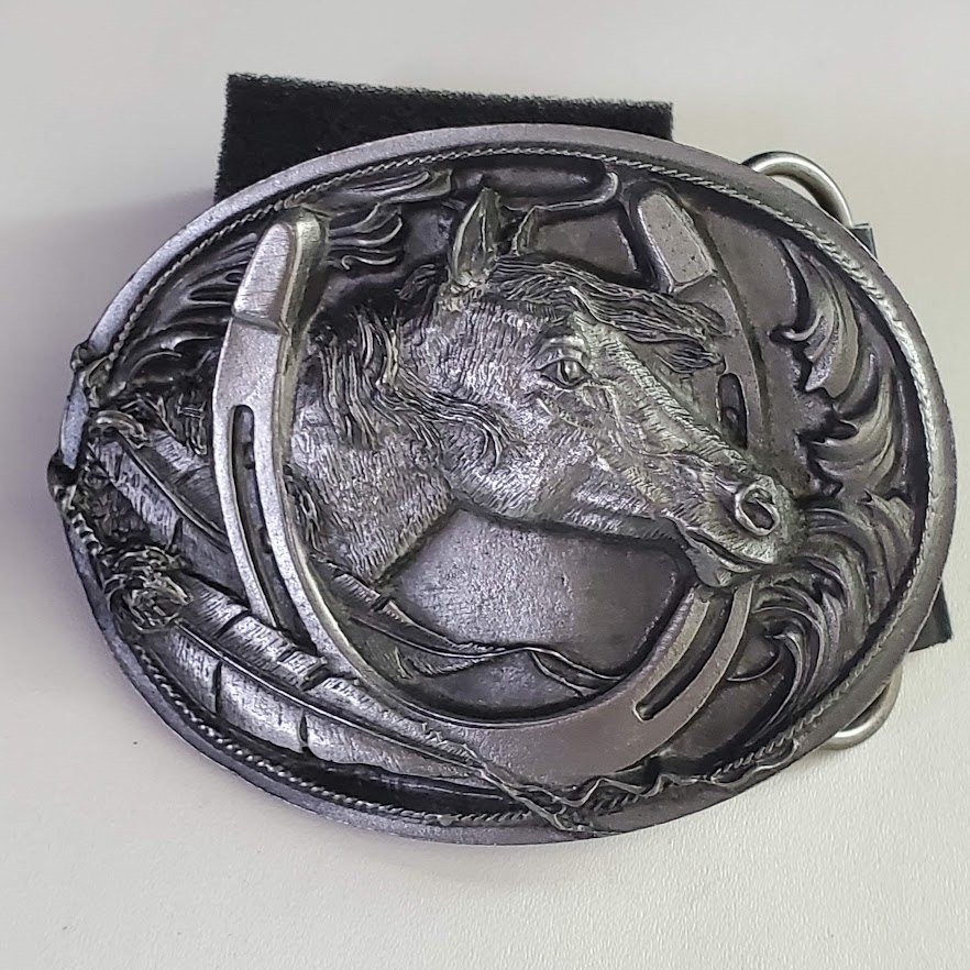 Siskiyou Horse Horseshoe Pewter Belt Buckle Vintage 1995 Made in USA NEW