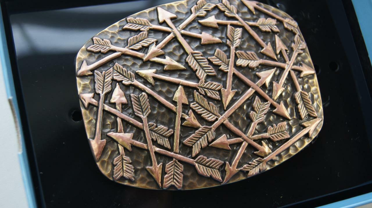 Nocona Western HAMMERED EDGE Belt Buckle Brass Copper Arrows 37714