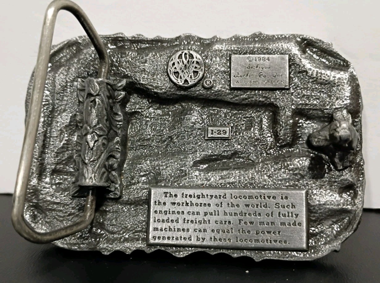 Vtg. belt buckle 1984 Siskiyou buckle freight yard locomotive Train Engine Mint!