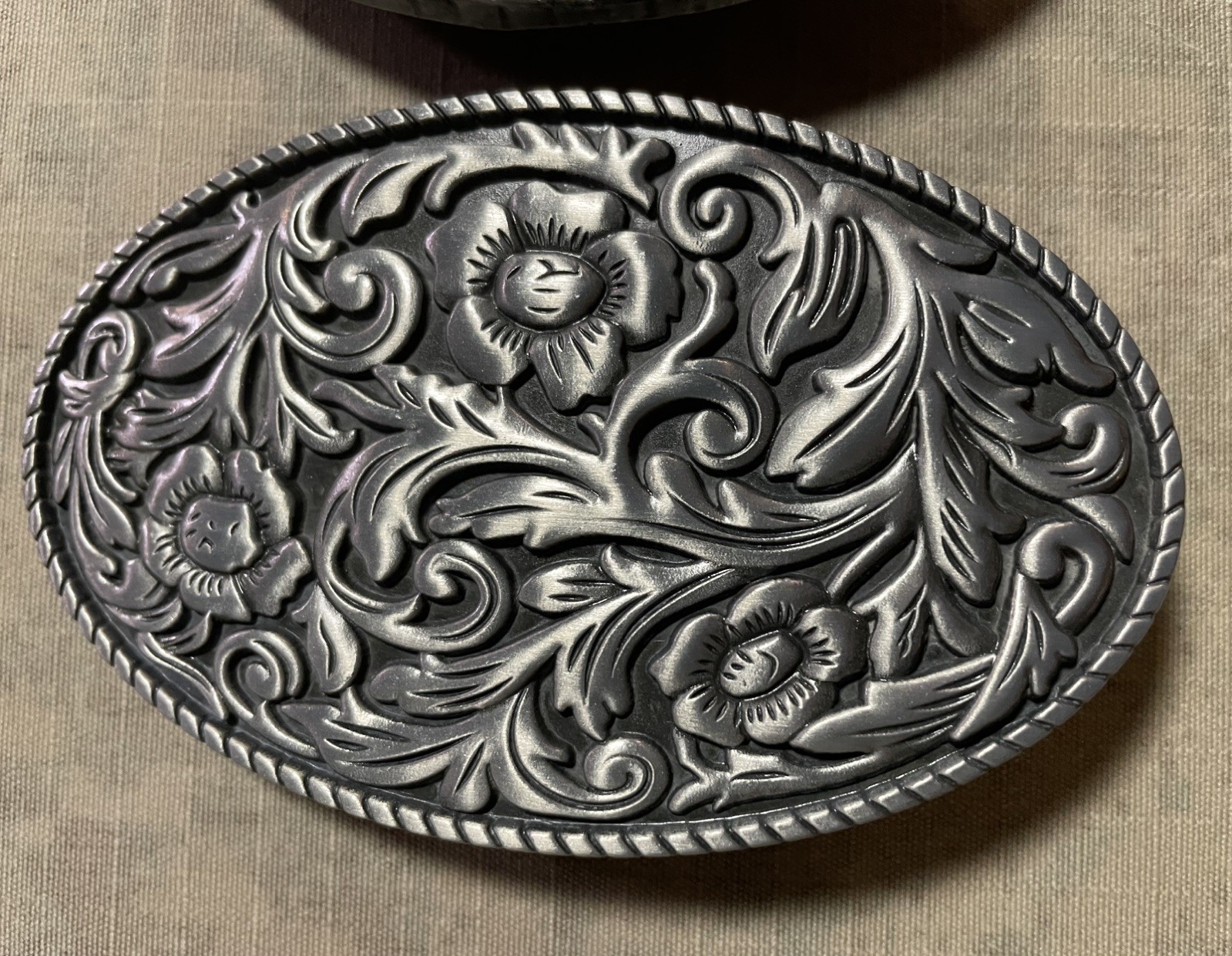 Set of 2 Landsun Western Belt Buckles, Howling Wolf And Floral Design NWB
