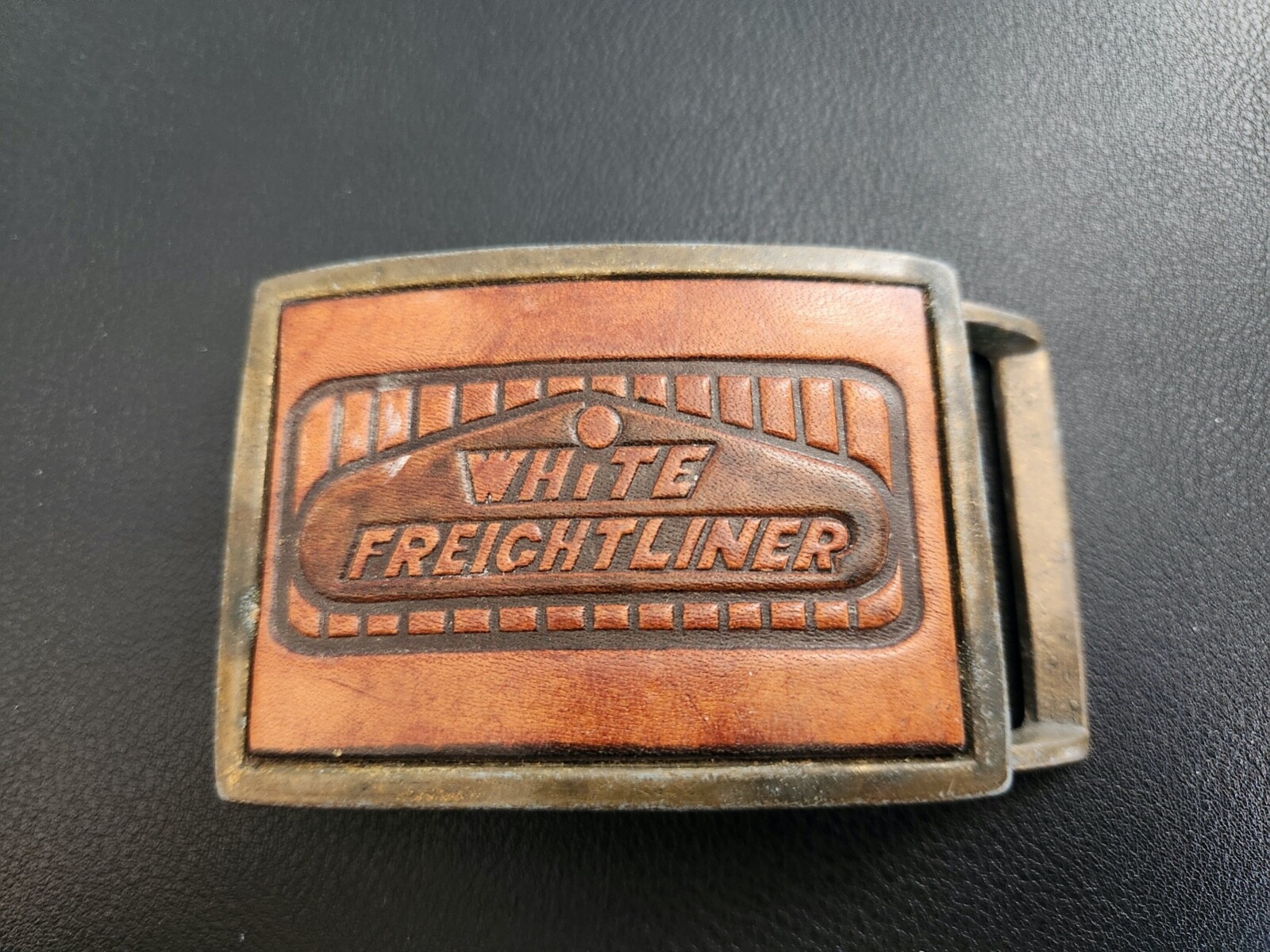 Vintage White Freightliner Brown Brass Belt Buckle Trucker Transport Trucking