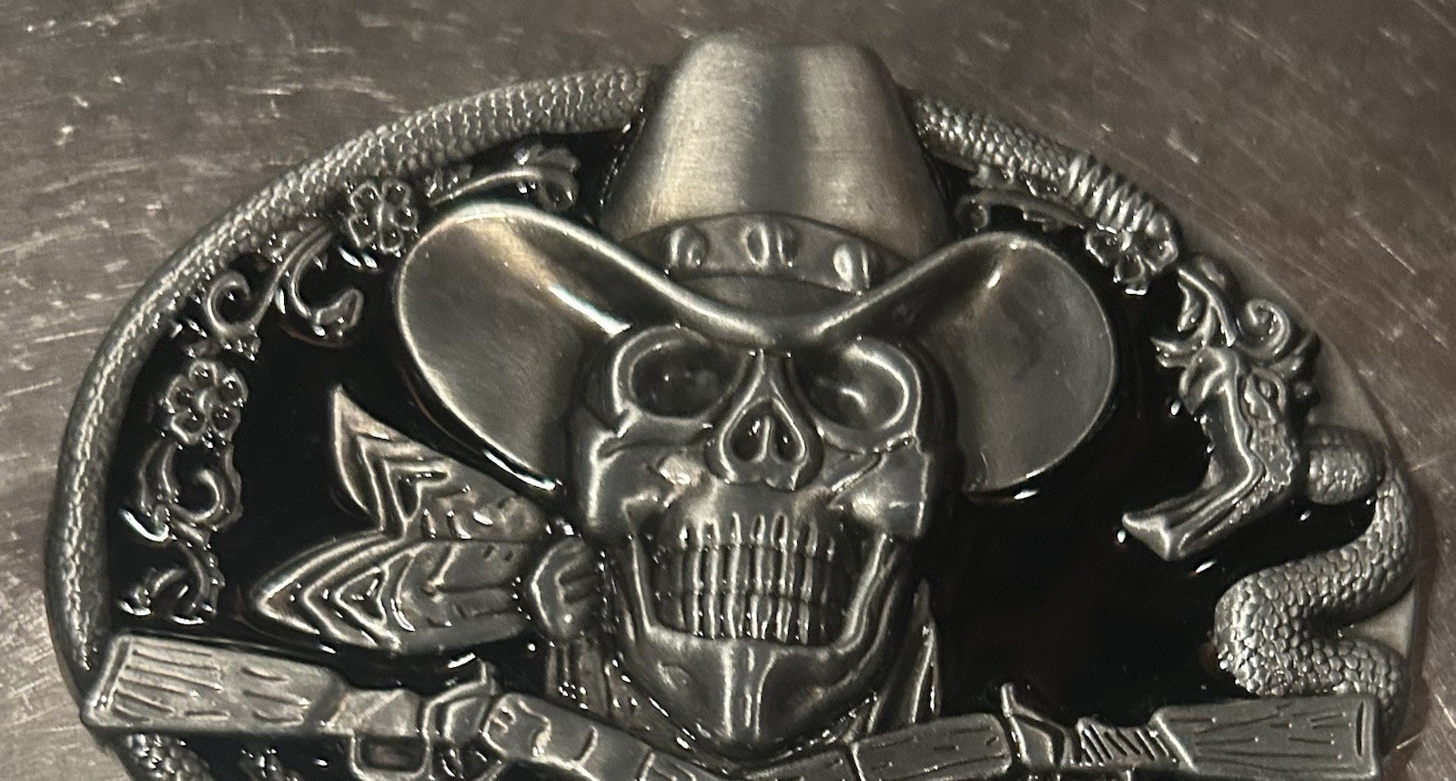 New Western Skull W Hat & Crossed Rifles Metal Onyx Black Enamel Belt Buckle