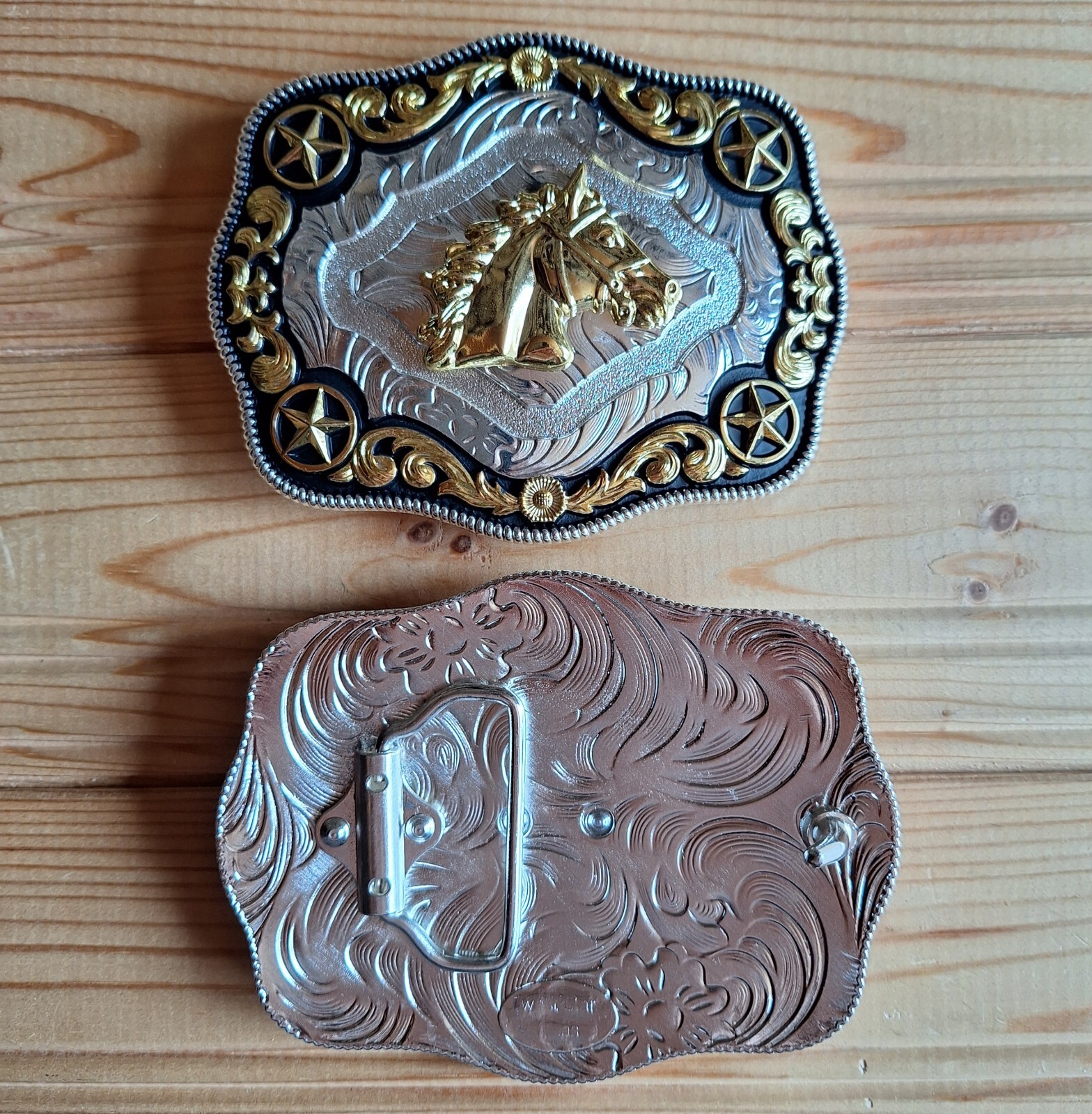BIG Horse Stars western silver & gold & black belt buckle (choice designs)