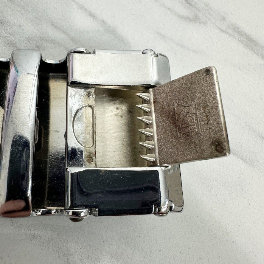 Black Silver Tone Diagonal Stripe Ratchet Belt Buckle