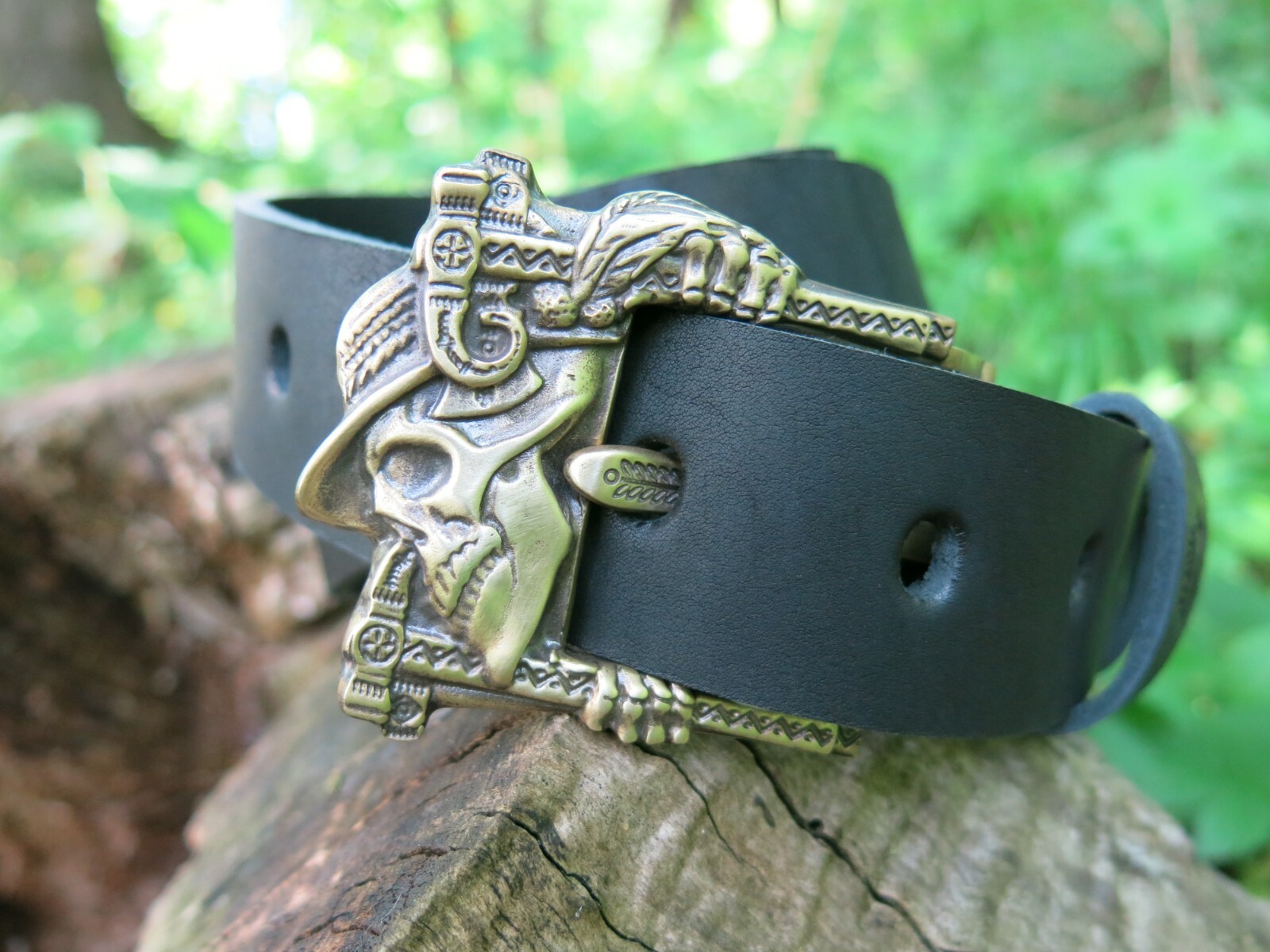 Brass belt buckle with skull « Jolly Roger »; Handmade pin type Skull buckle;