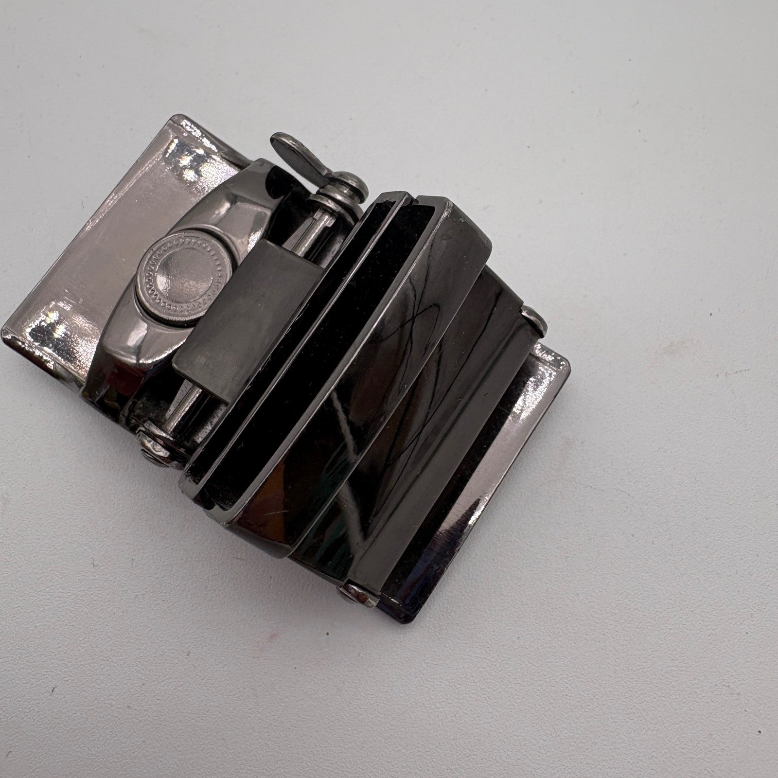 Gunmetal Grey Automatic Ratchet Belt Buckle Geometric Textured Sliding Buckle