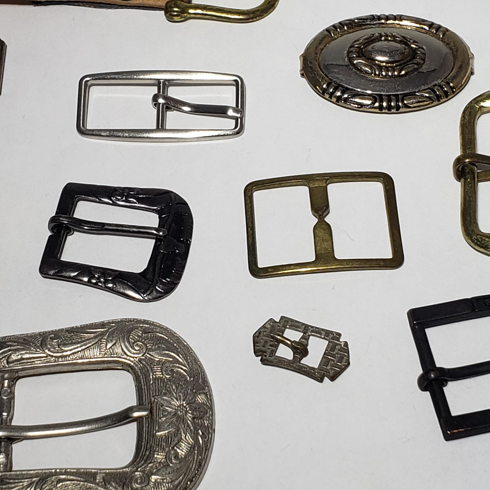 Vintage Mixed Lot of 26 Metal Belt Buckles