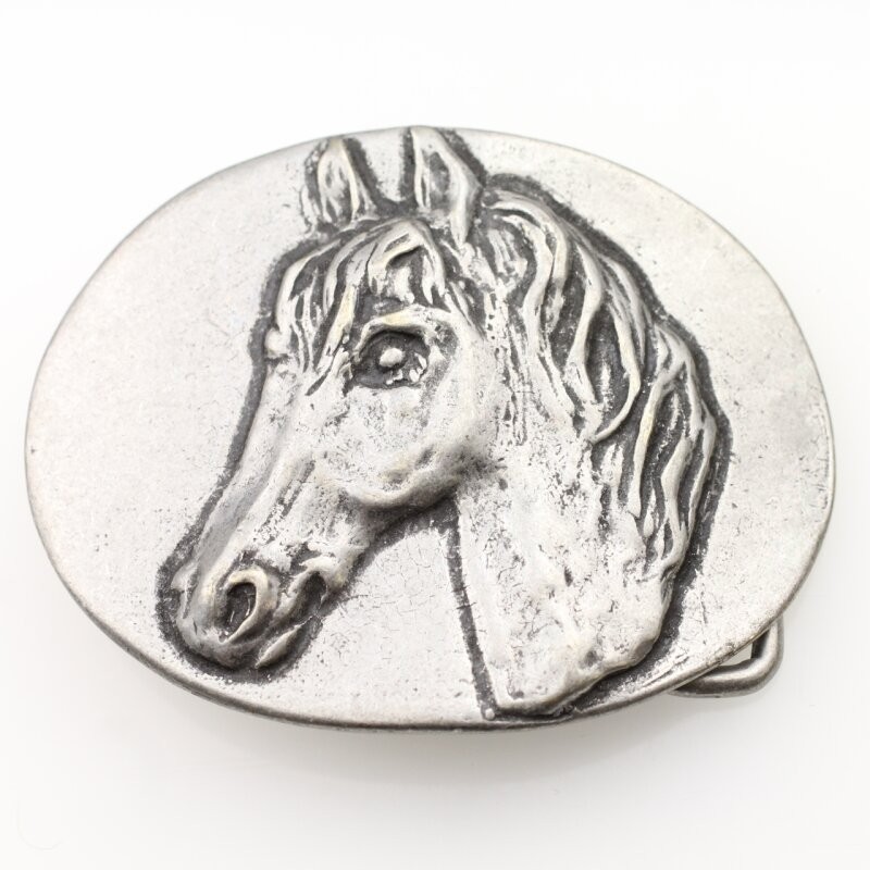 Horse Head Belt Buckle With Detailed Design In Antique Silver Finish