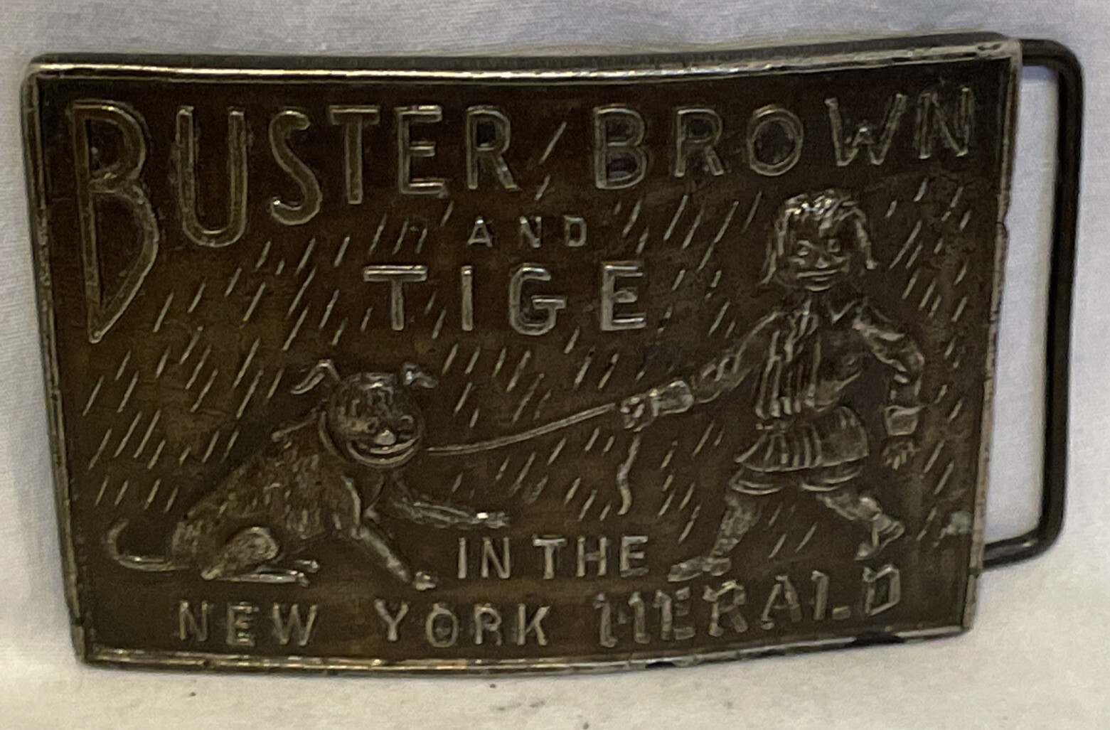 « Buster Brown and Tige in the New York Herald » Bronze Belt Buckle Vintage Brass