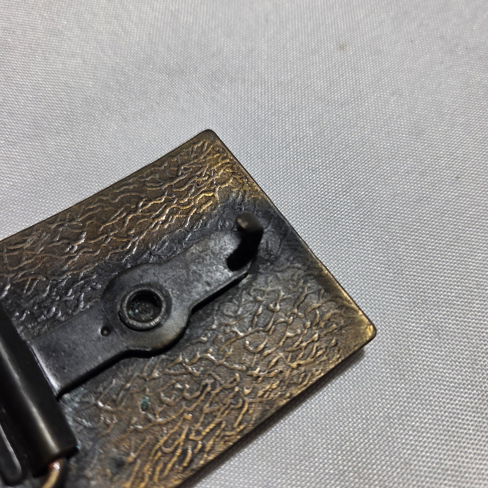 Vintage Lee Jeans Belt Buckle Brass Tone Raised Logo Rectangle Western Workwear