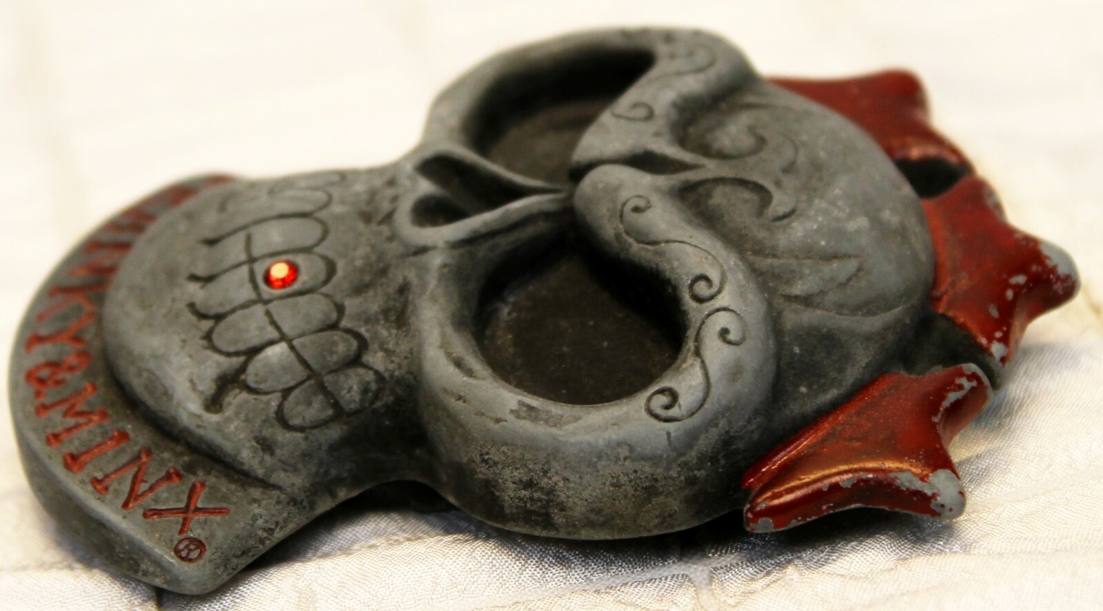 Franky and Minx Gray Skull Belt Buckle Red Stars Rhinestone Tooth Skeleton Head