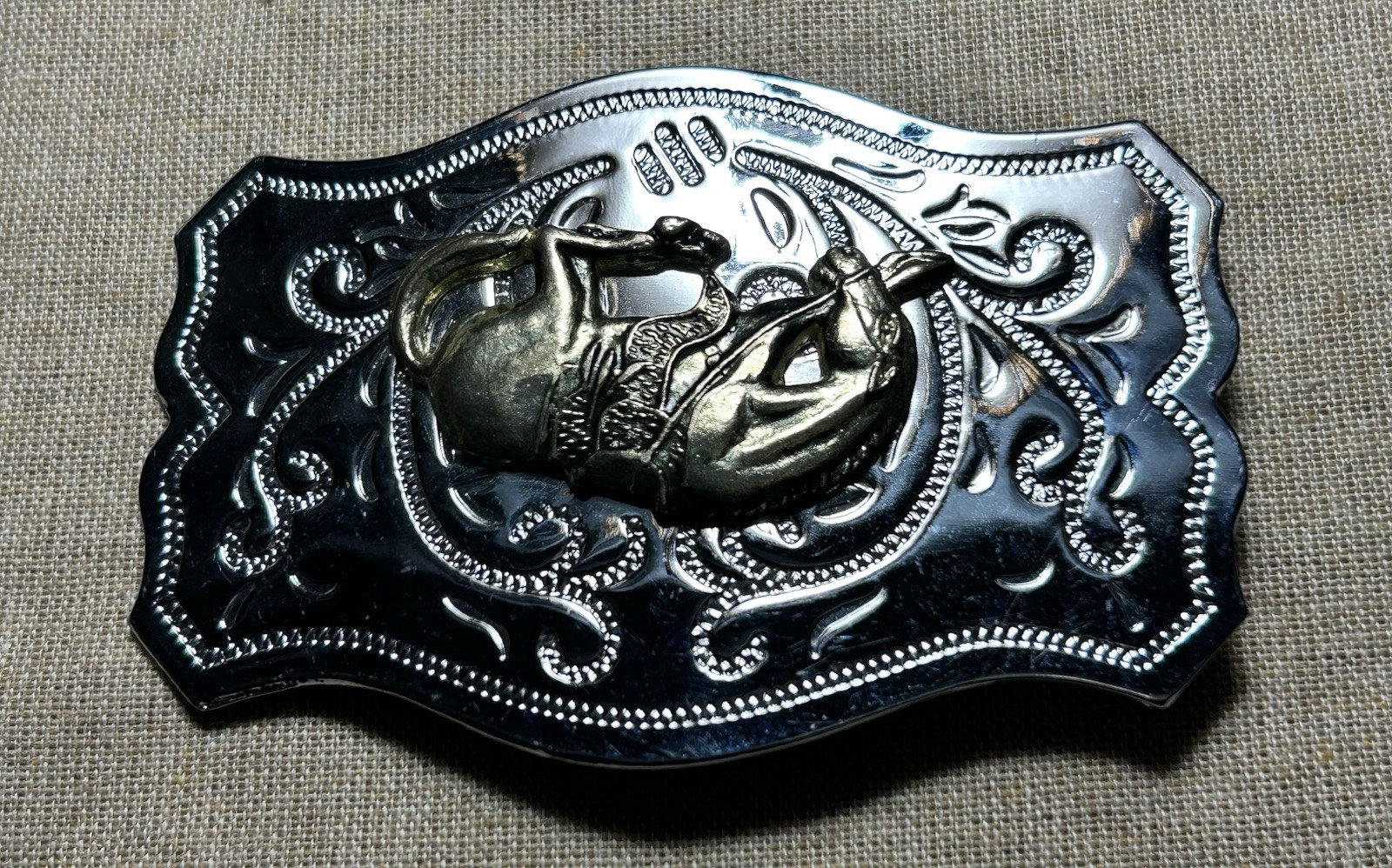 Western Horse Belt Buckle Silver Tone Engraved Cowboy Rodeo 1.5” Strap