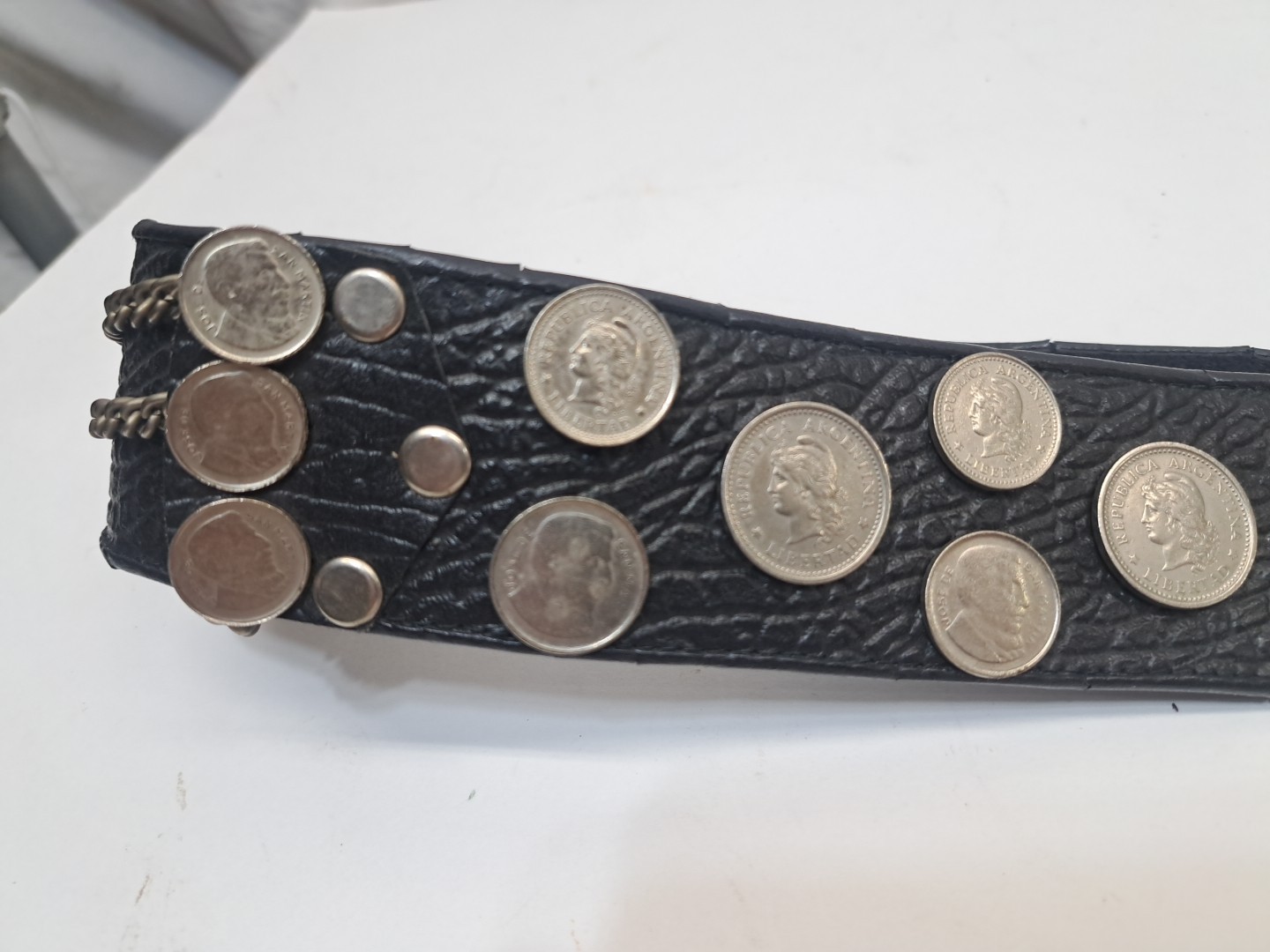 VTG ARGENTINIAN GAUCHO COWBOY MOTORCYCLE KIDNEY LEATHER HORSE COIN BELT 34-38 In