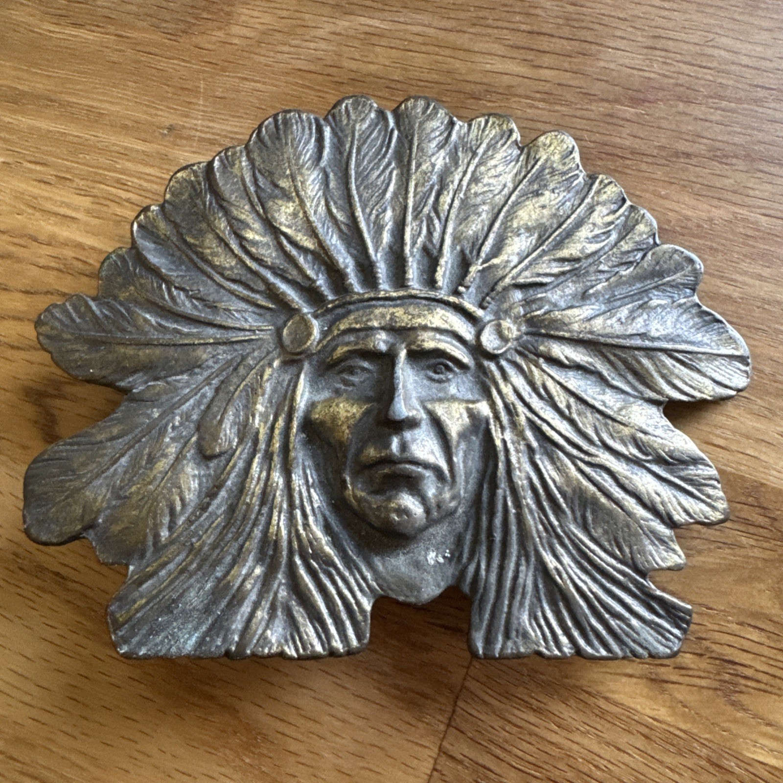 vintage 1970s belt buckle CHIEF native american INDIAN HEAD cowboy WESTERN brass