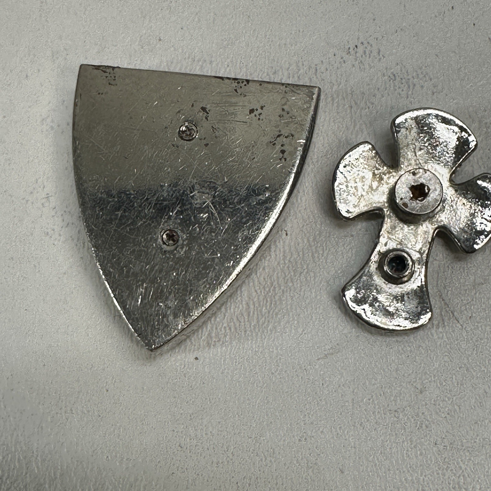 Western Buckle 6 Pc Set Silver Tone Metal Rhinostone Fleur de Lis Keep Tip